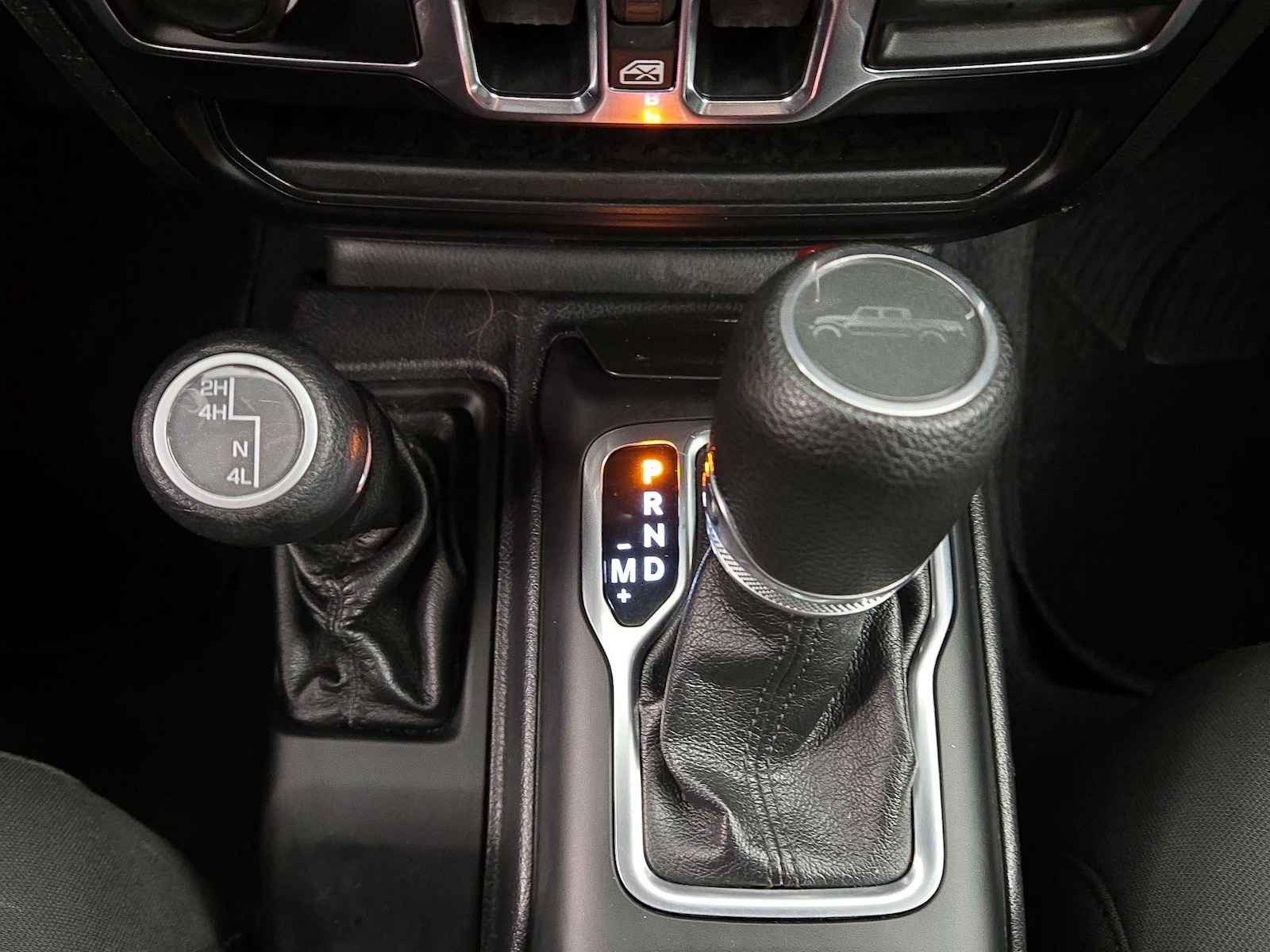 2020 Jeep Gladiator Sport S - Photo 18