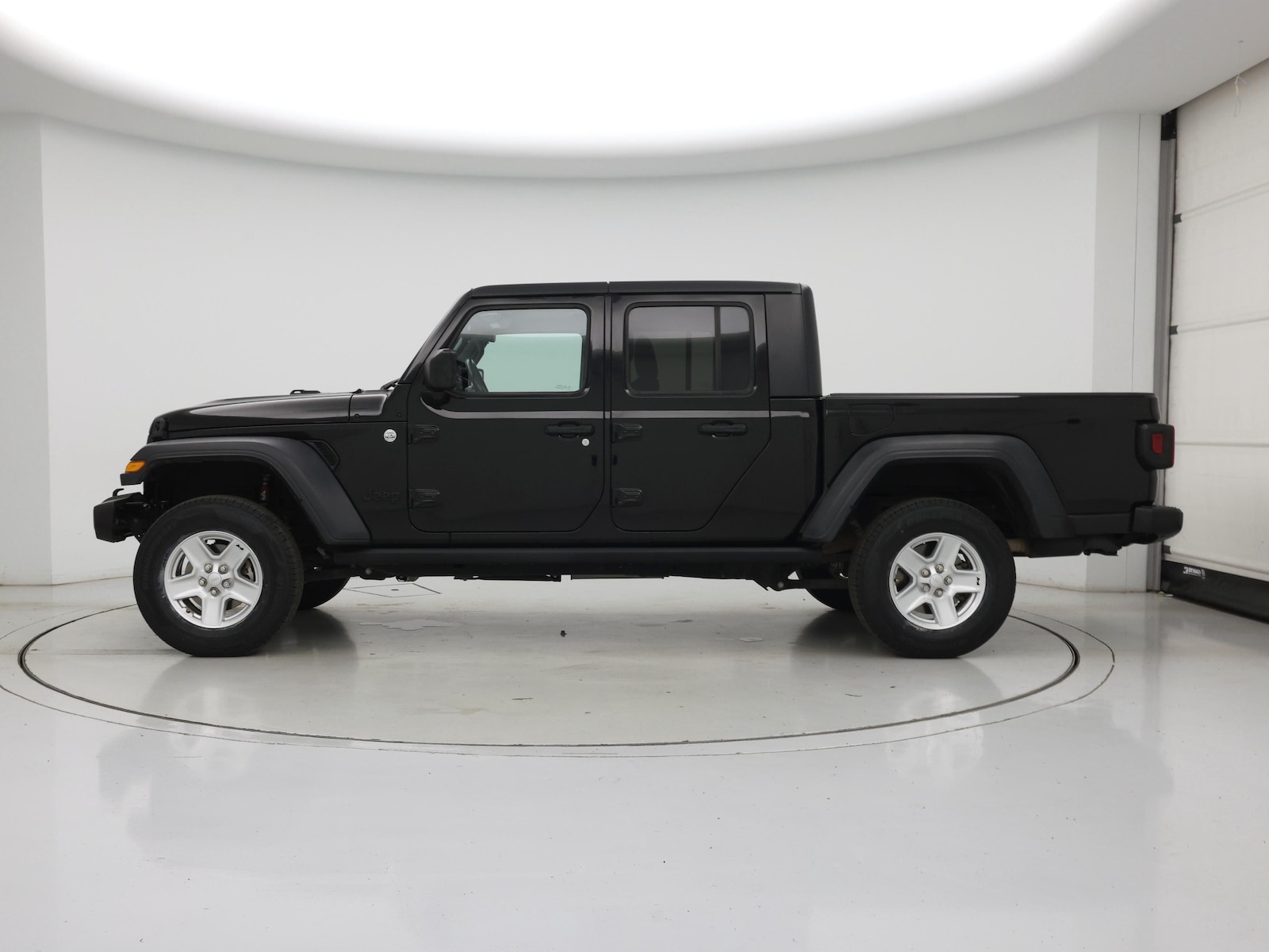 2020 Jeep Gladiator Sport S - Photo 4
