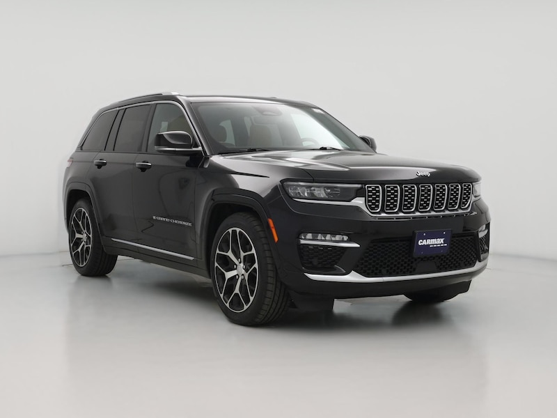 2023 Jeep Grand Cherokee Summit