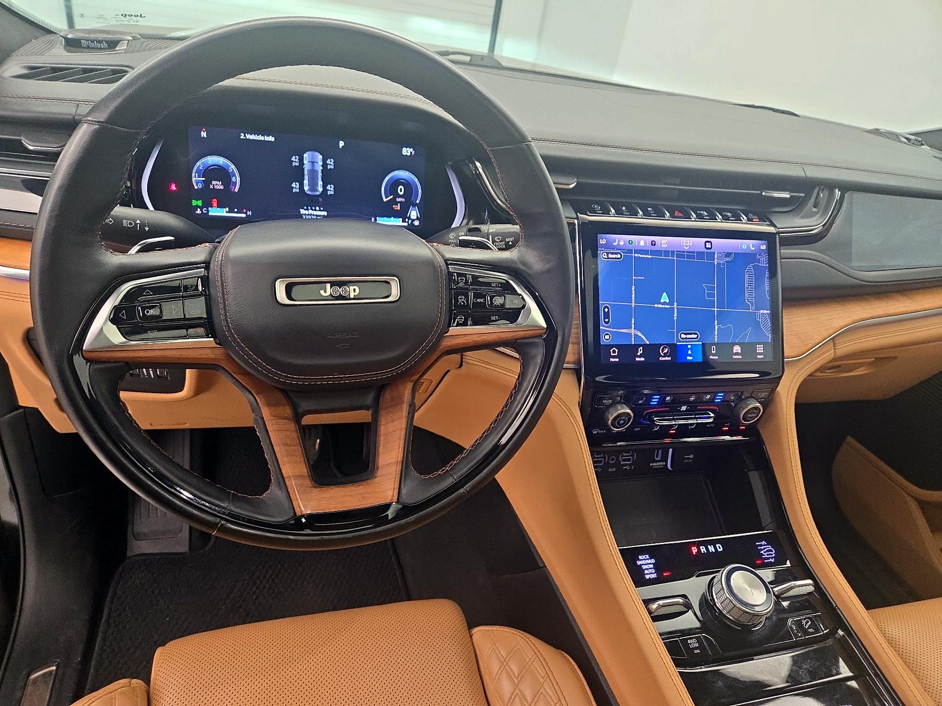 Thumbnail: 2023 Jeep Grand Cherokee - 9