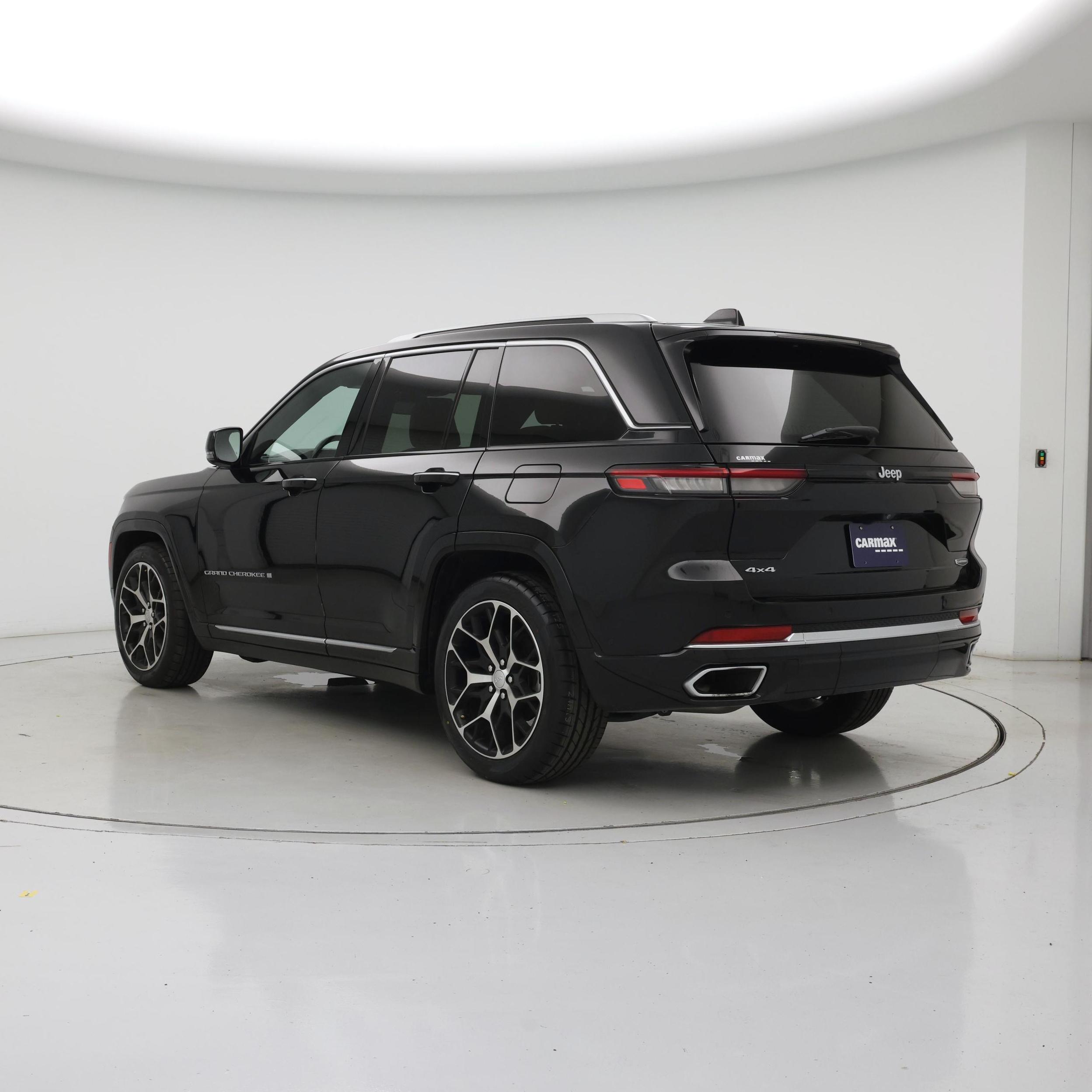 Thumbnail: 2023 Jeep Grand Cherokee - 2