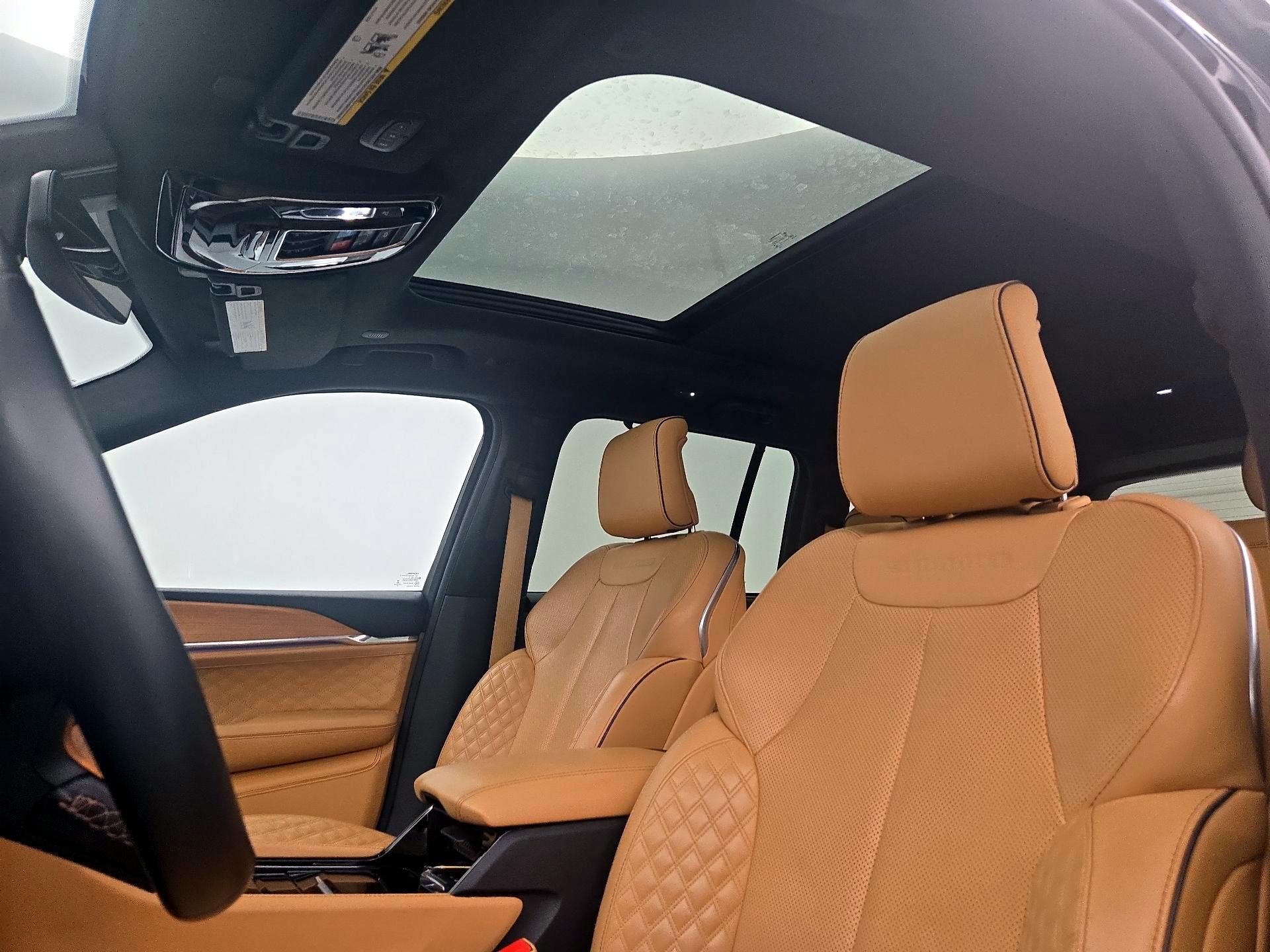 Thumbnail: 2023 Jeep Grand Cherokee - 20