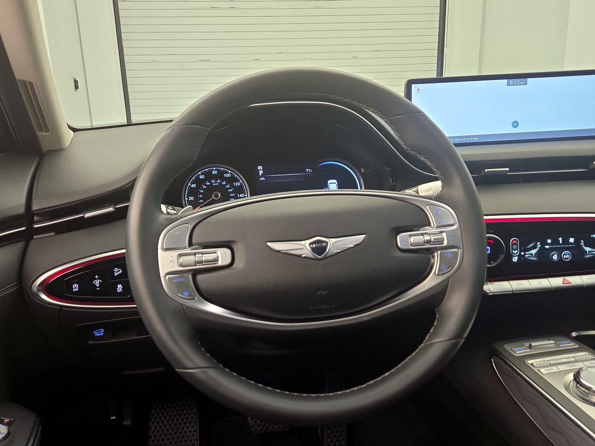 Thumbnail: 2024 Genesis GV70 - 10