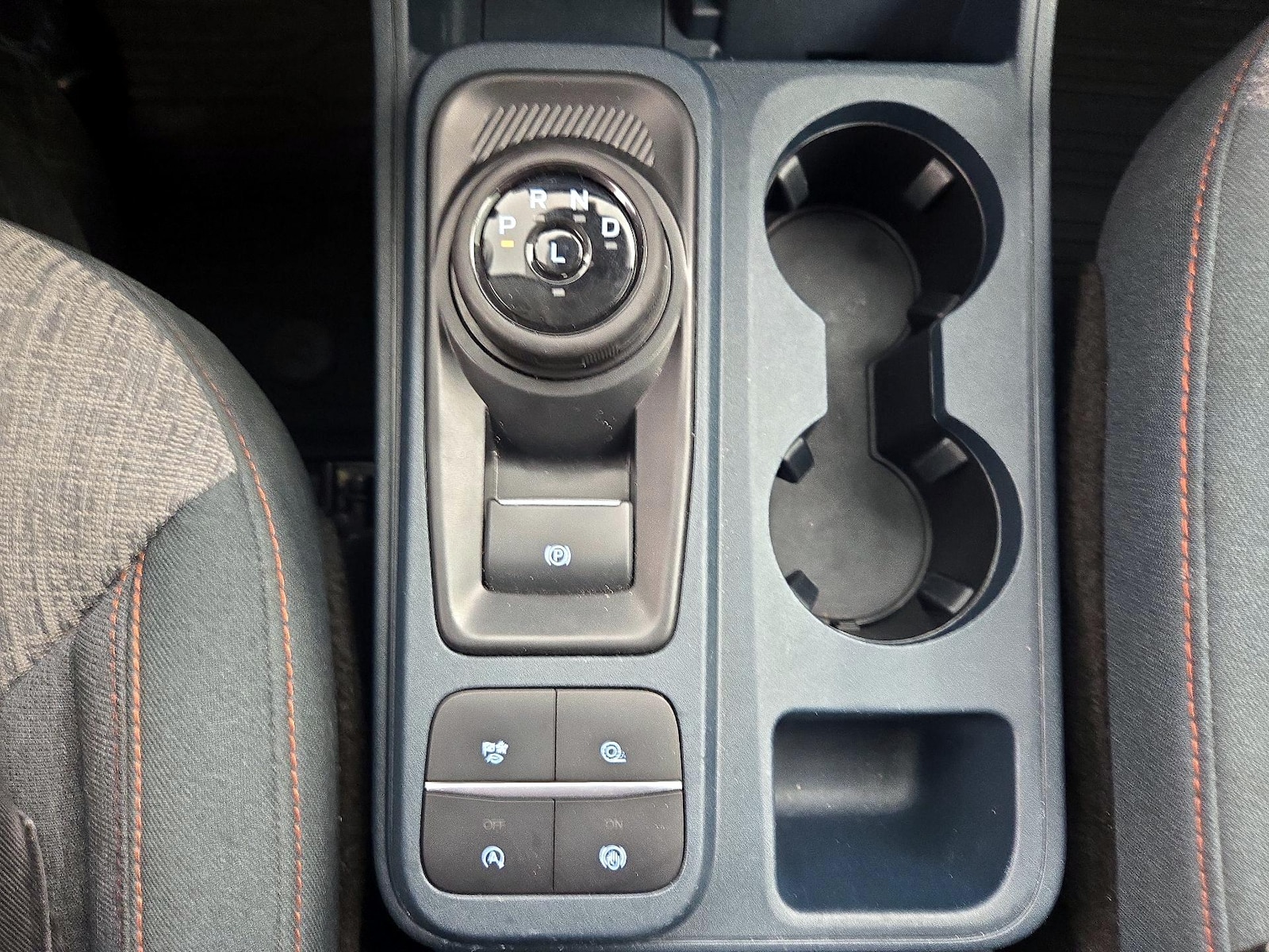 2022 Ford Maverick XLT - Photo 18