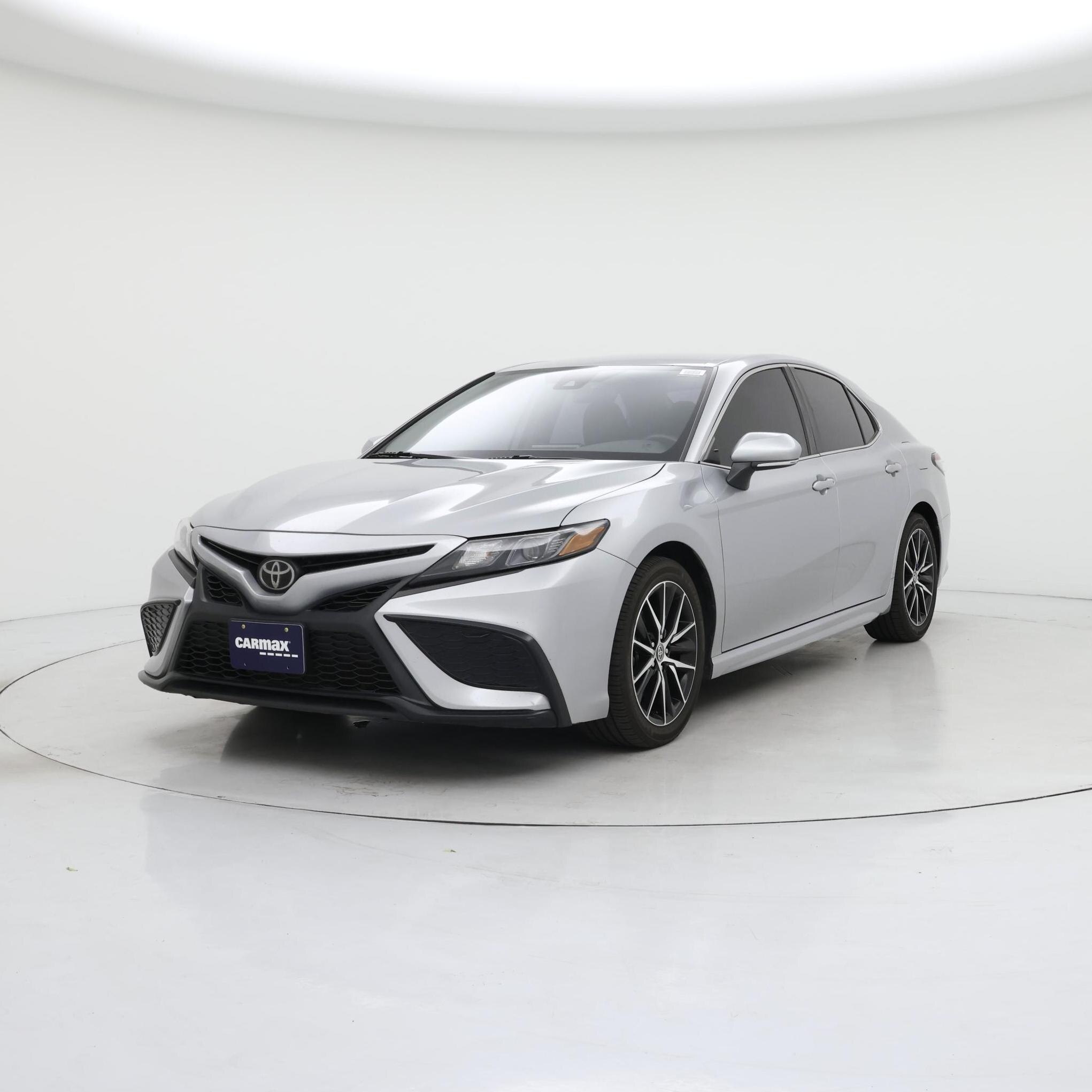 Thumbnail: 2023 Toyota Camry - 4