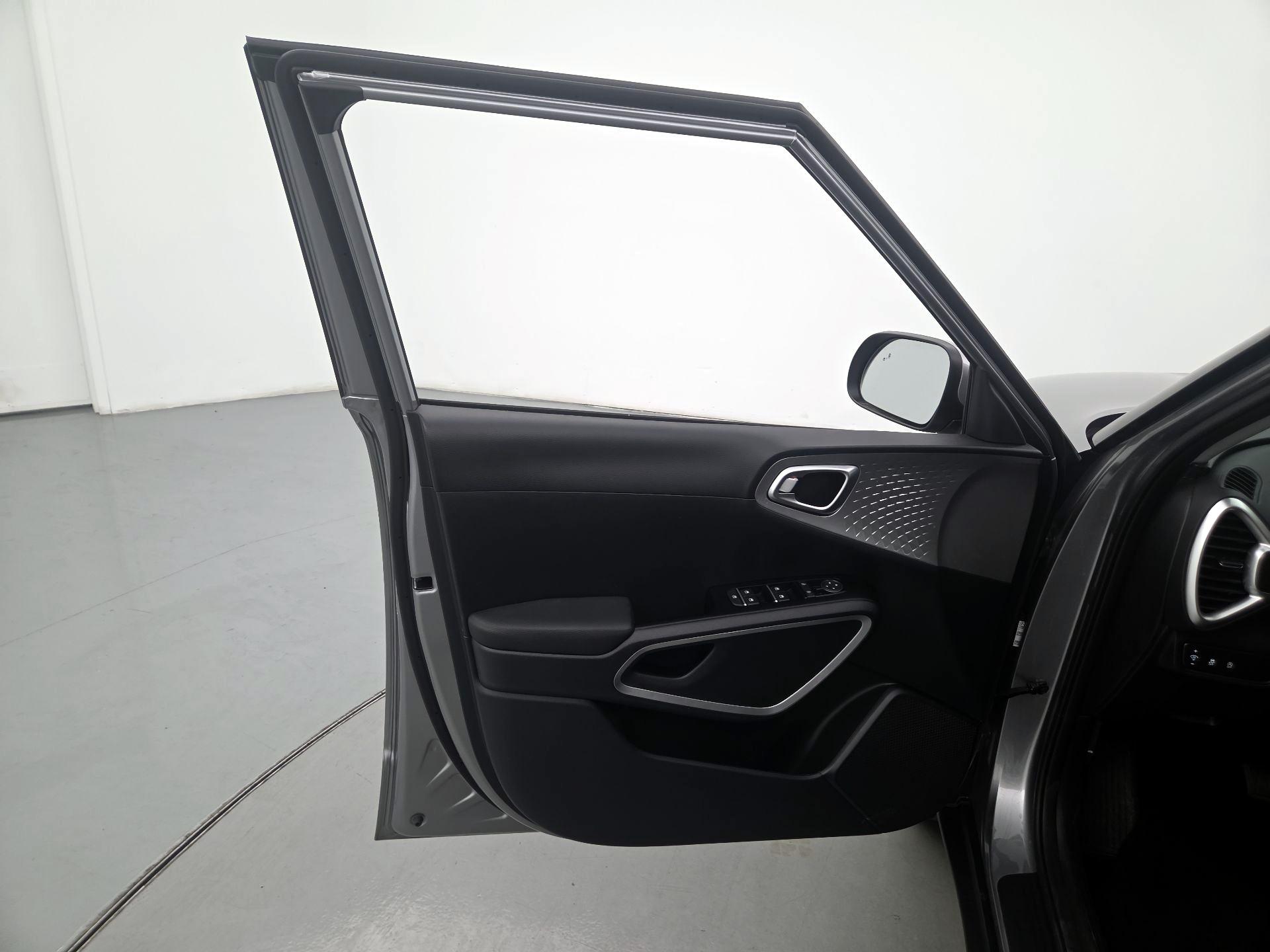 Thumbnail: 2025 Kia Soul - 12