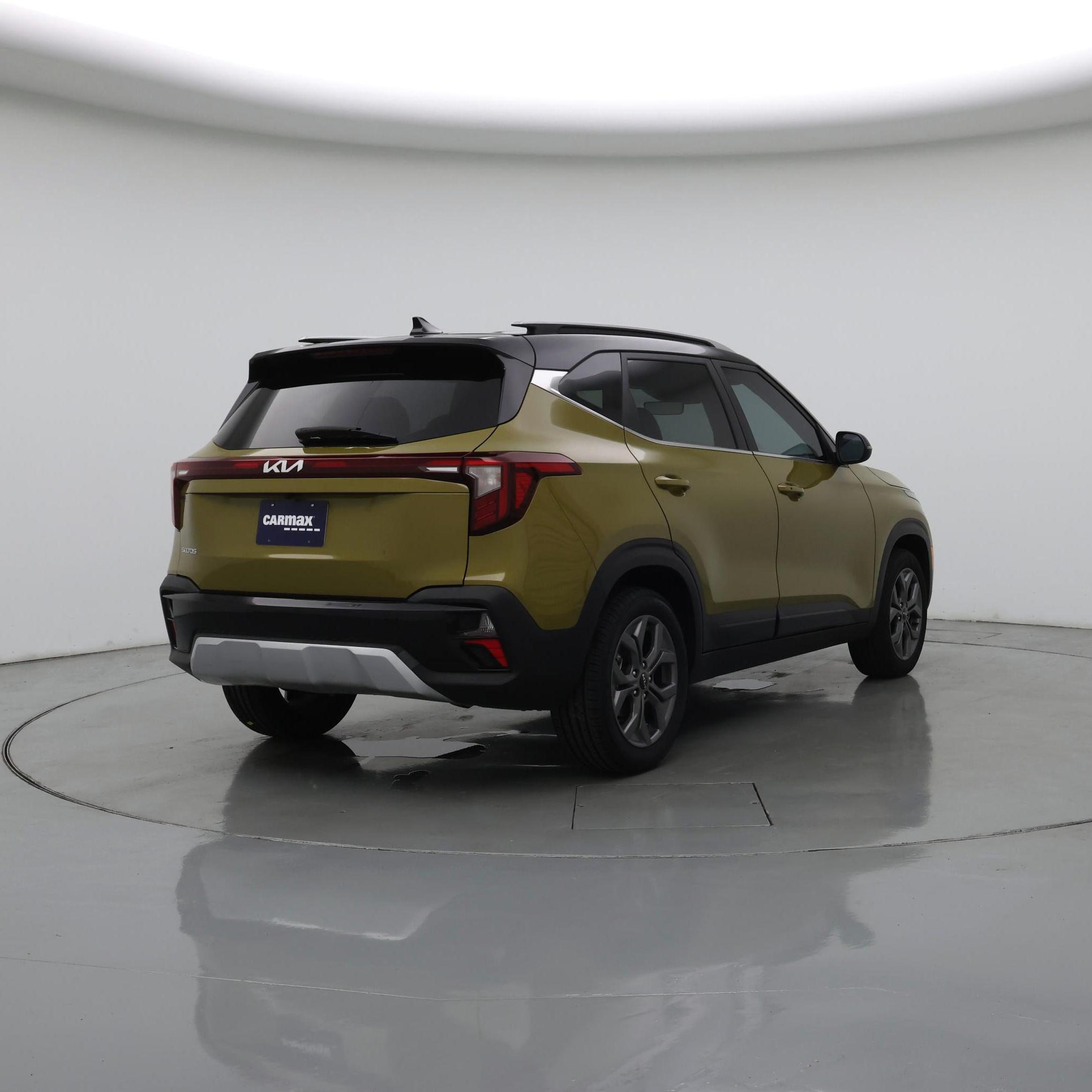 Thumbnail: 2024 Kia Seltos - 8