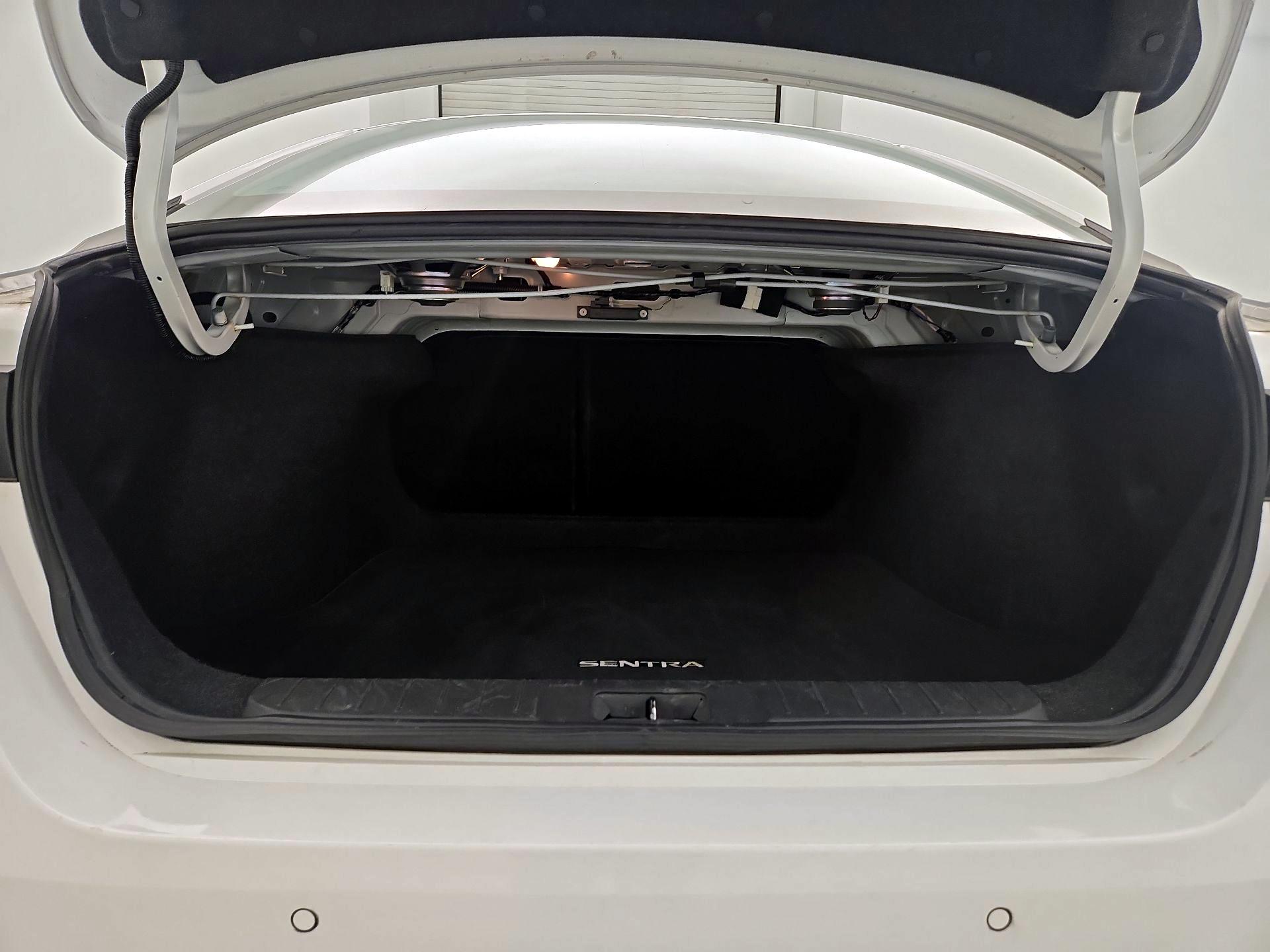 Thumbnail: 2024 Nissan Sentra - 20