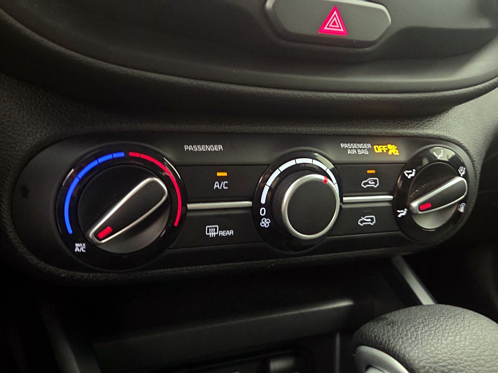 Thumbnail: 2025 Kia Soul - 16