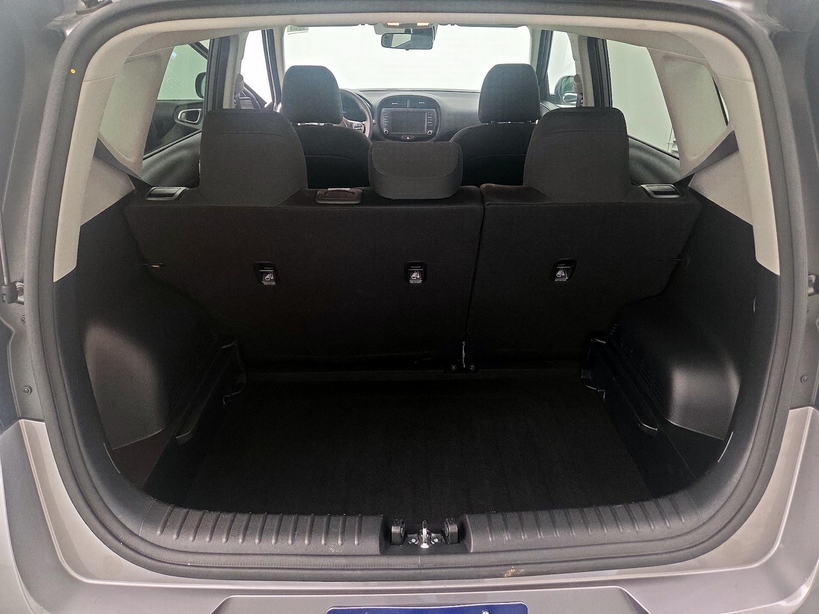 2025 Kia Soul LX - Photo 21