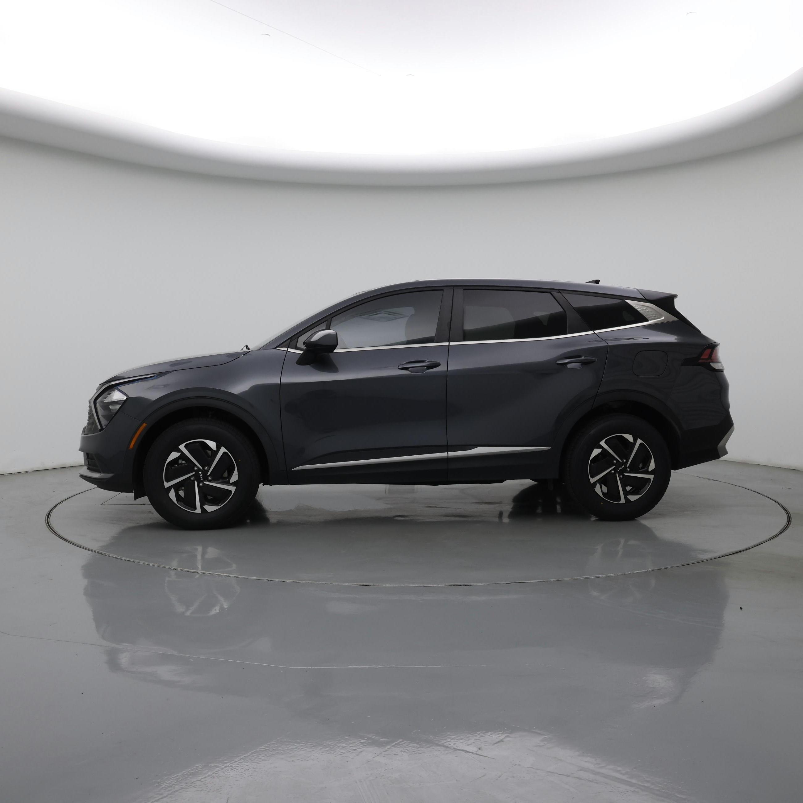Thumbnail: 2023 Kia Sportage - 3