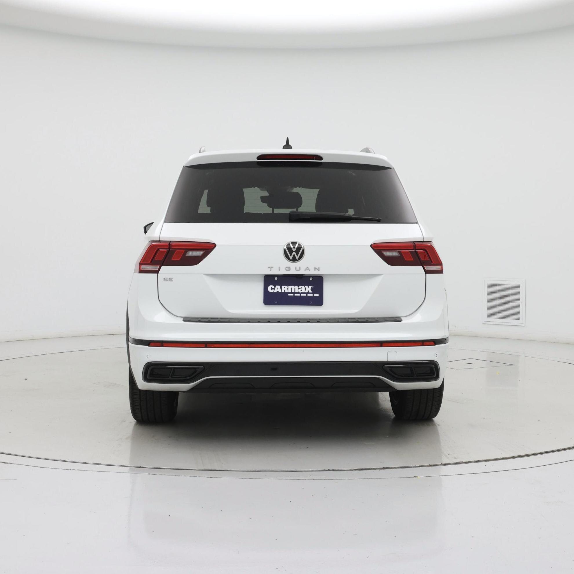Thumbnail: 2023 Volkswagen Tiguan - 6