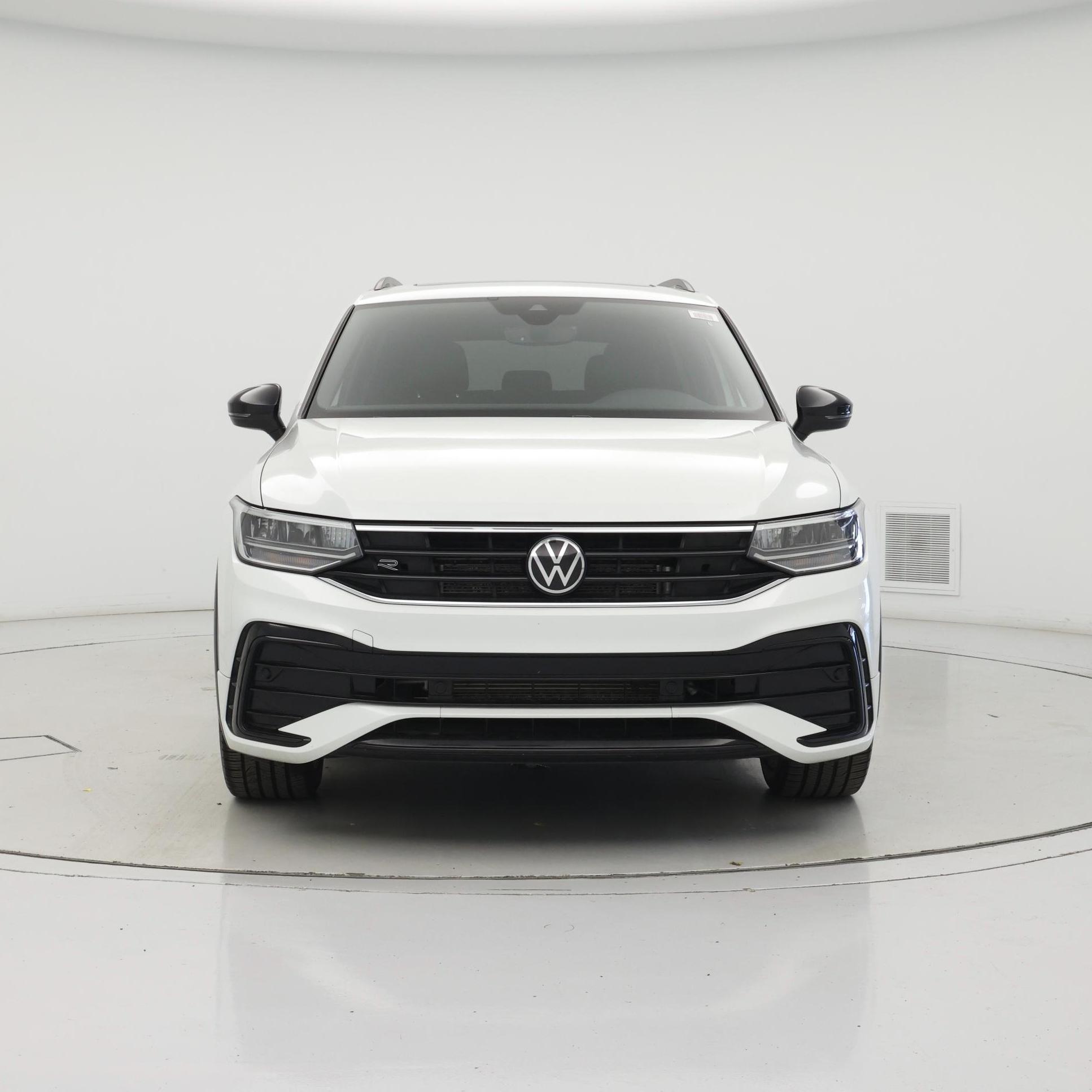 Thumbnail: 2023 Volkswagen Tiguan - 5