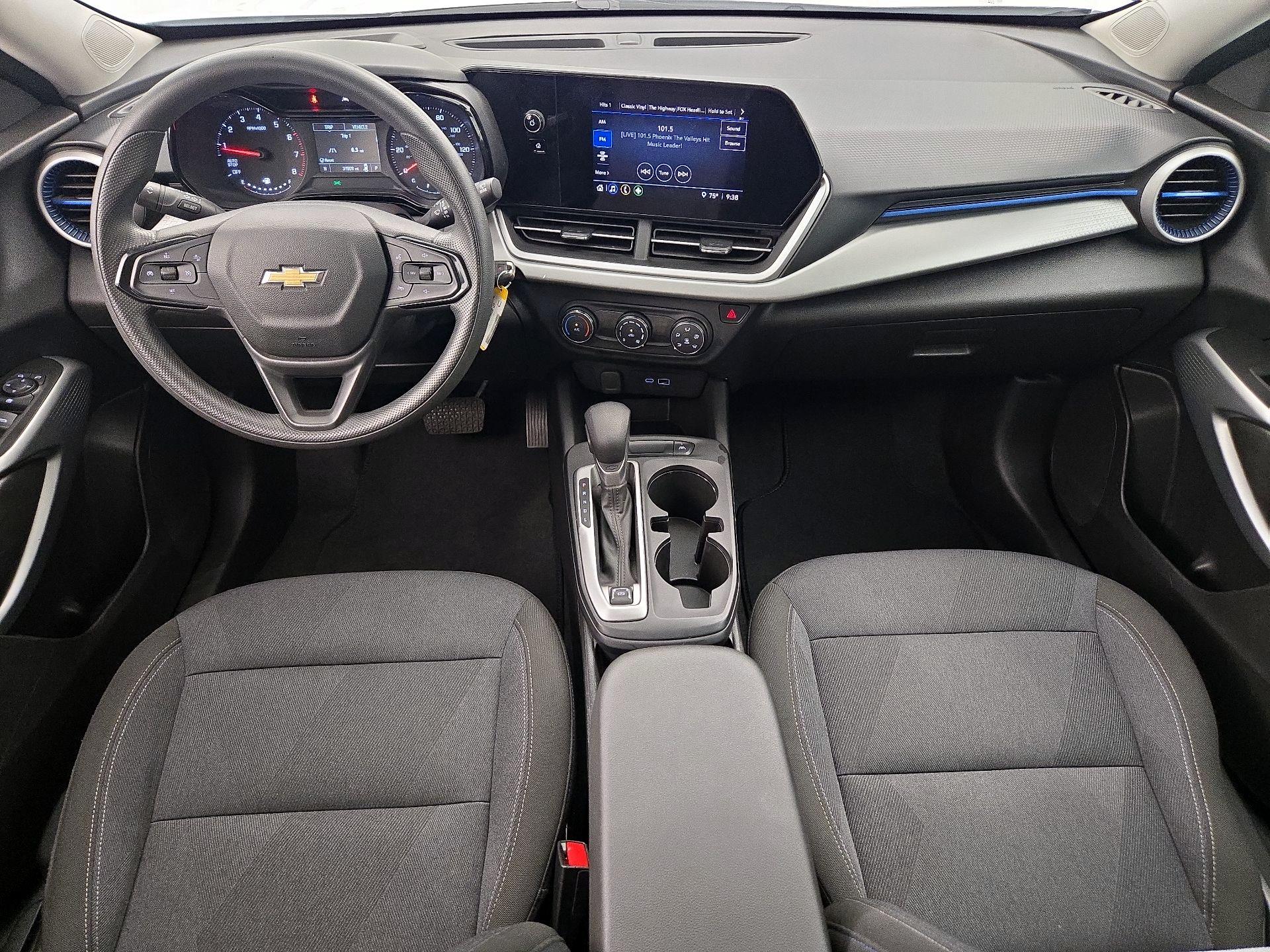 Thumbnail: 2025 Chevrolet Trax - 9