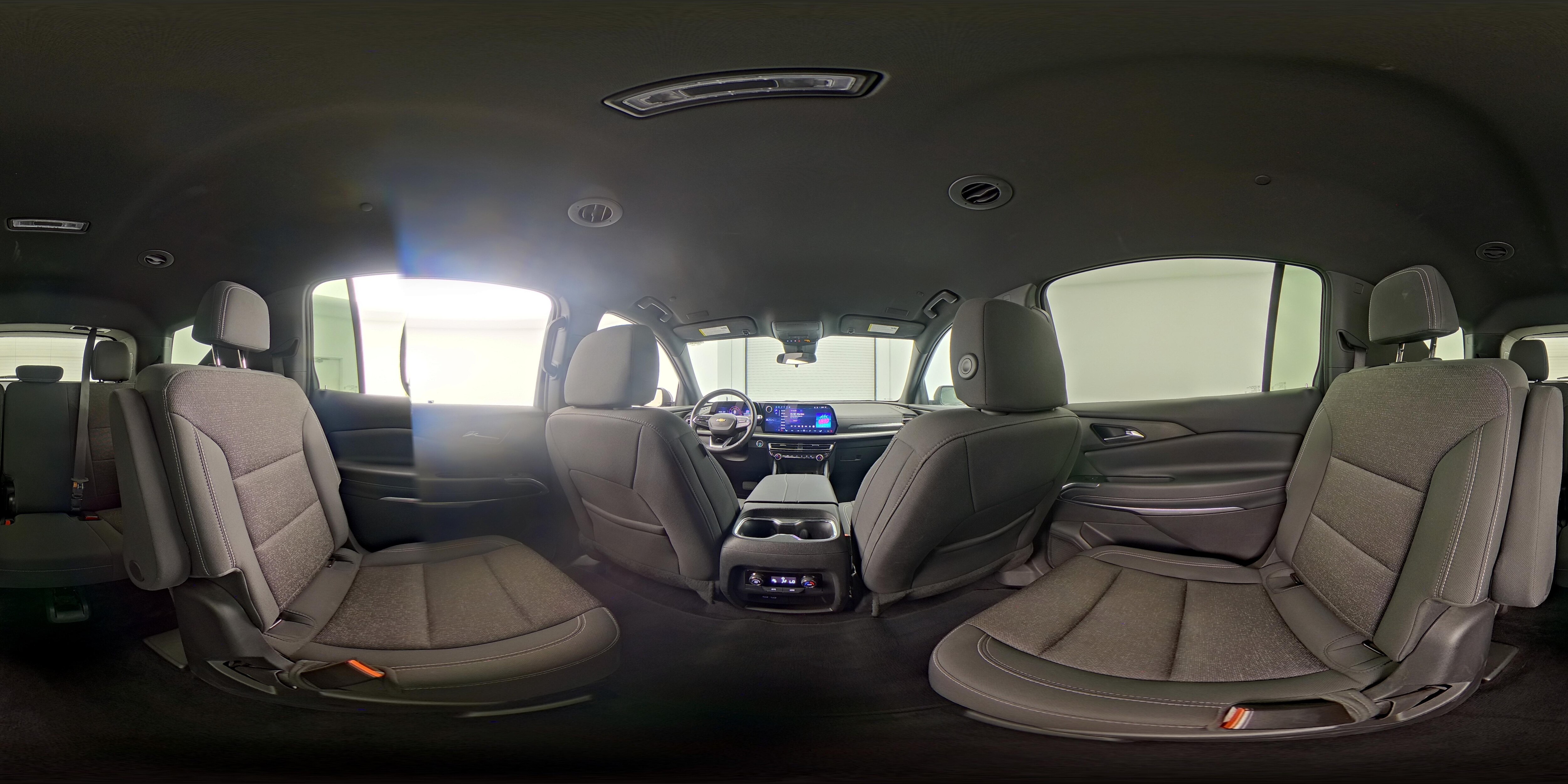2025 Chevrolet Traverse LT - Photo 27