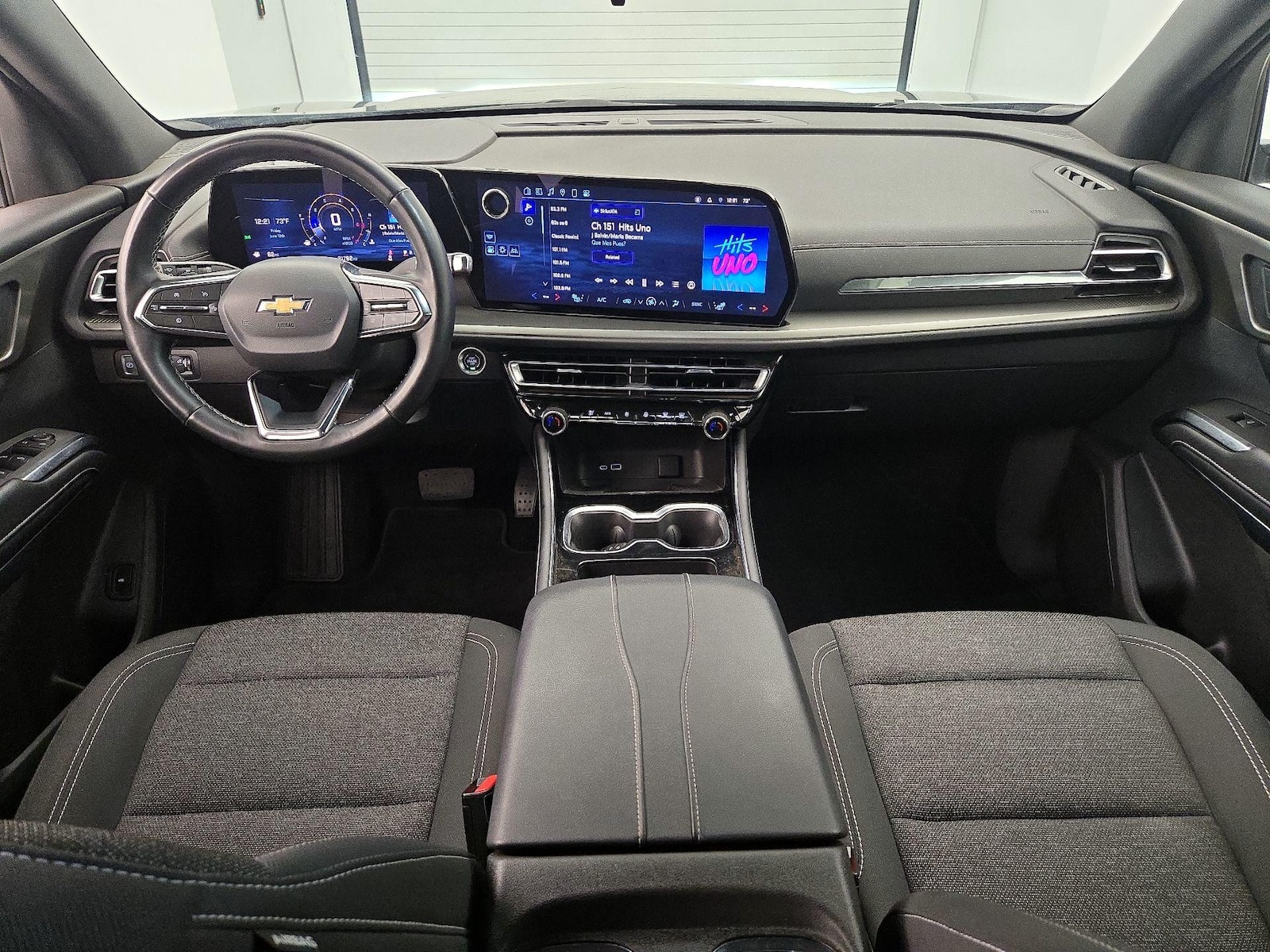 2025 Chevrolet Traverse LT - Photo 10