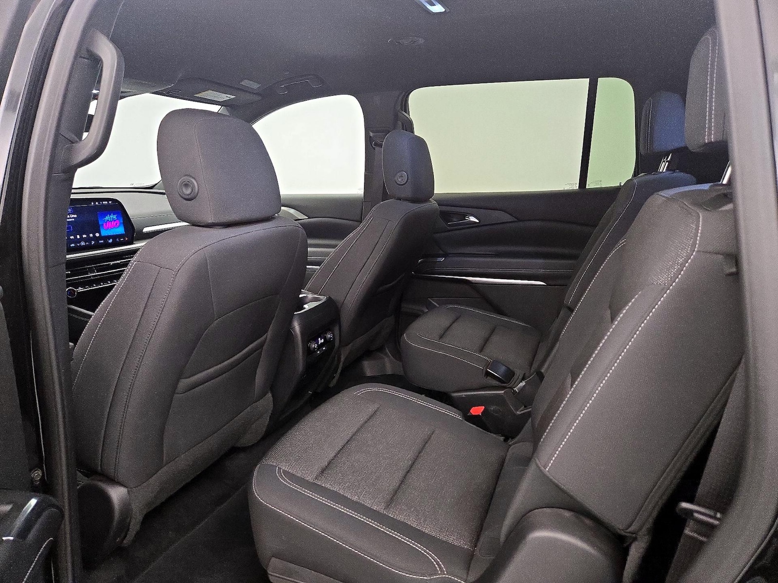 2025 Chevrolet Traverse LT - Photo 20