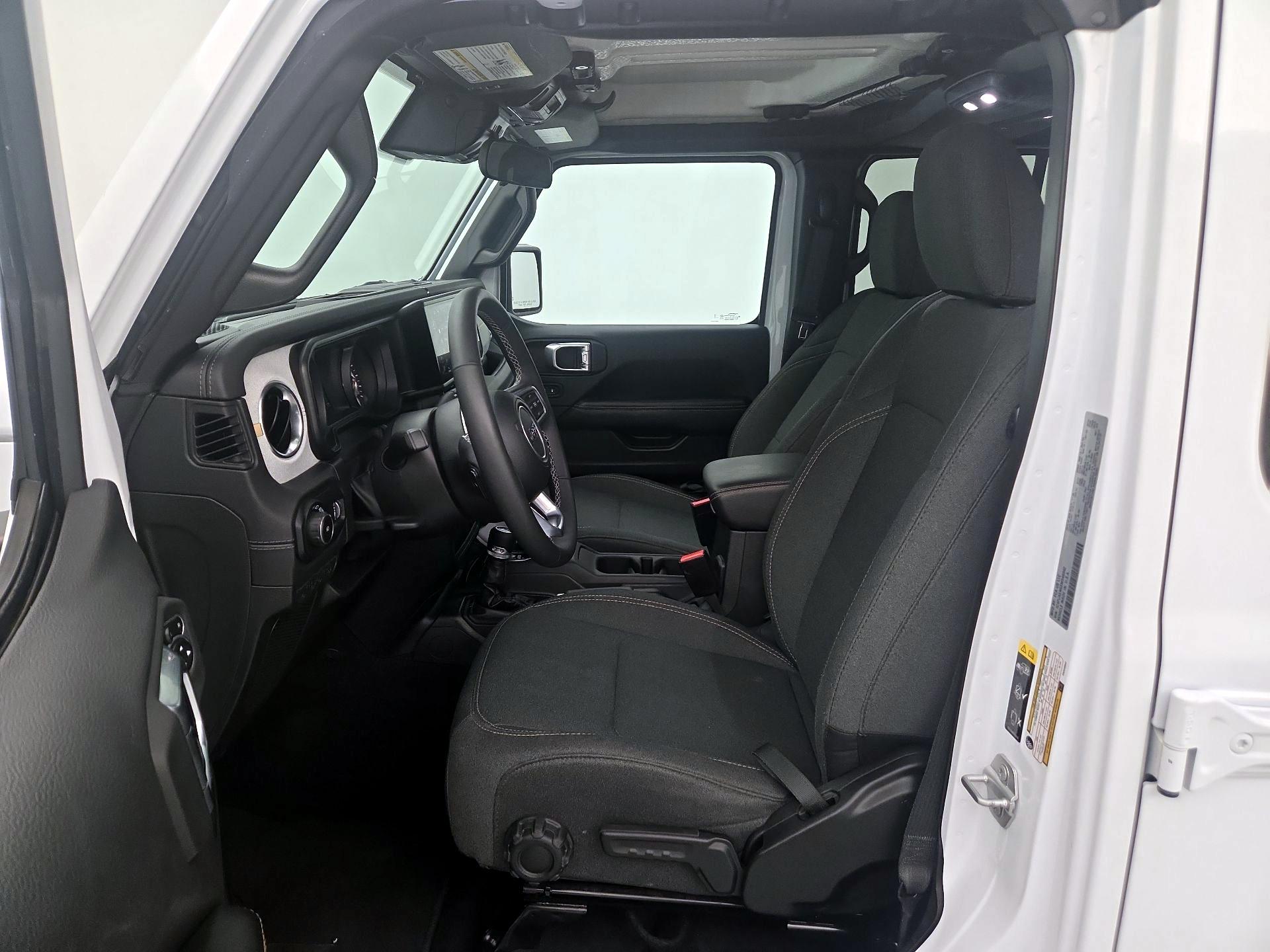 Thumbnail: 2025 Jeep Wrangler - 11