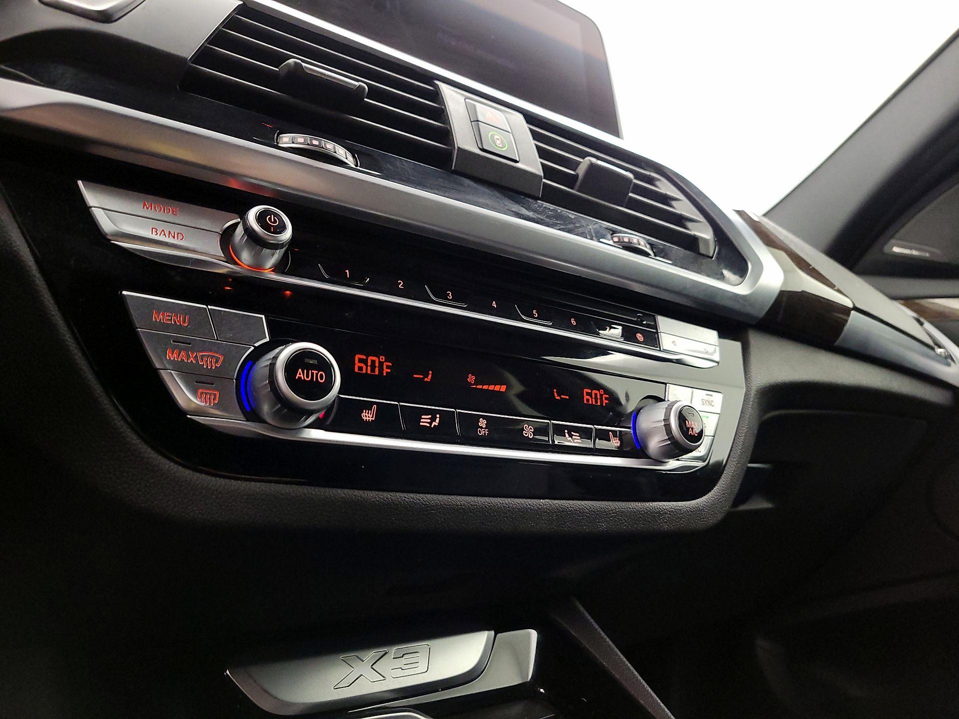 Thumbnail: 2021 BMW X3 - 17