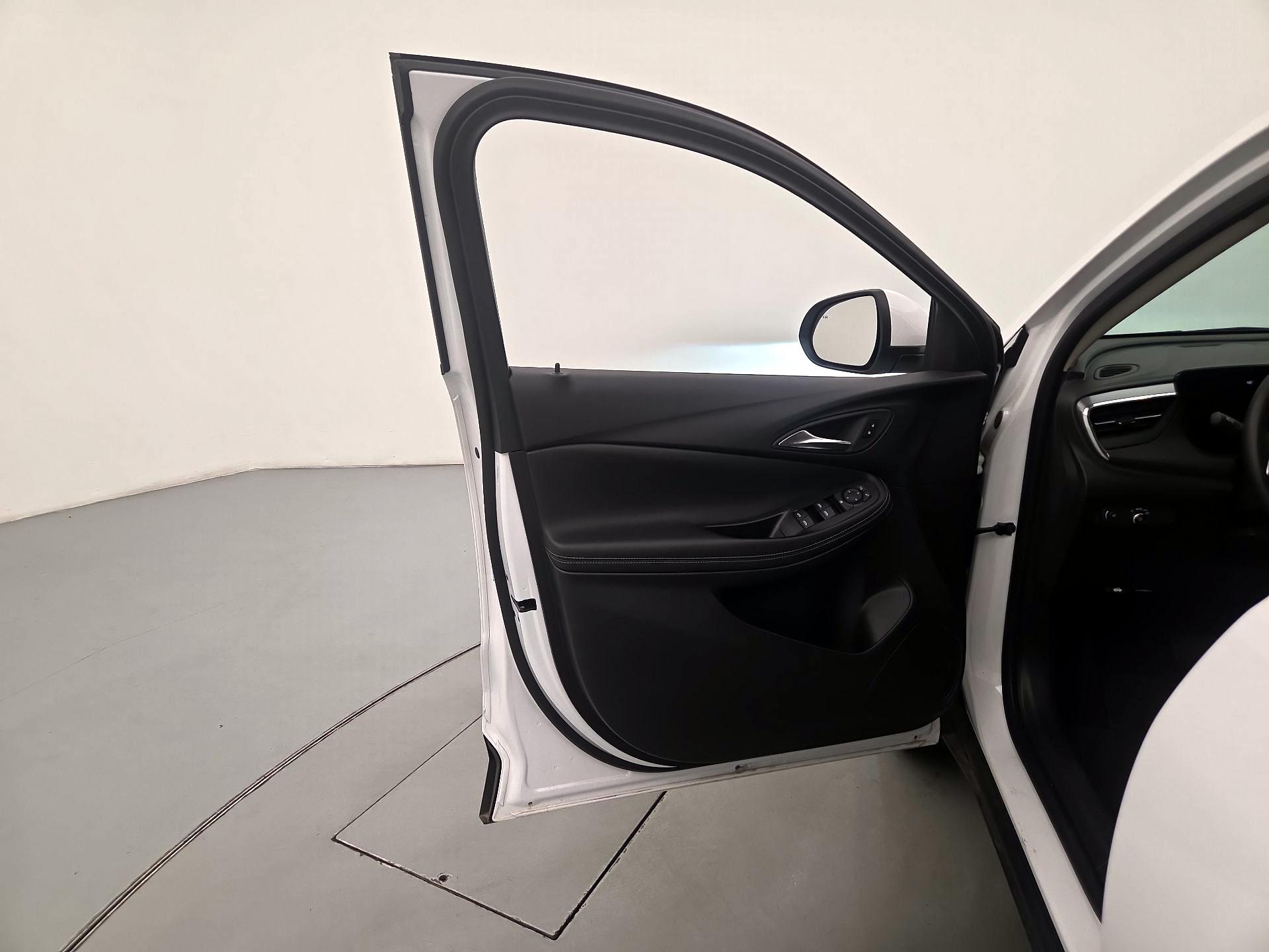 Thumbnail: 2025 Buick Encore GX - 12