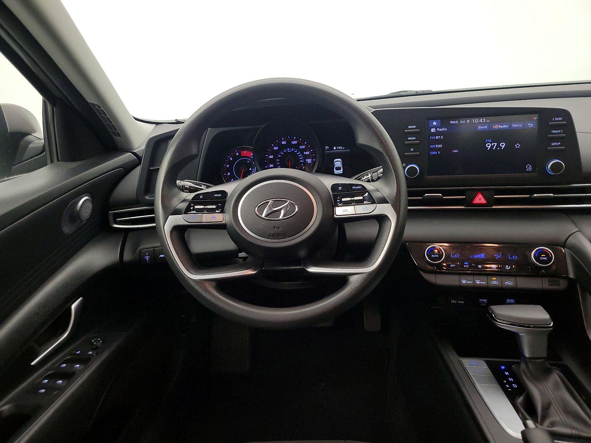 Thumbnail: 2023 Hyundai Elantra - 10