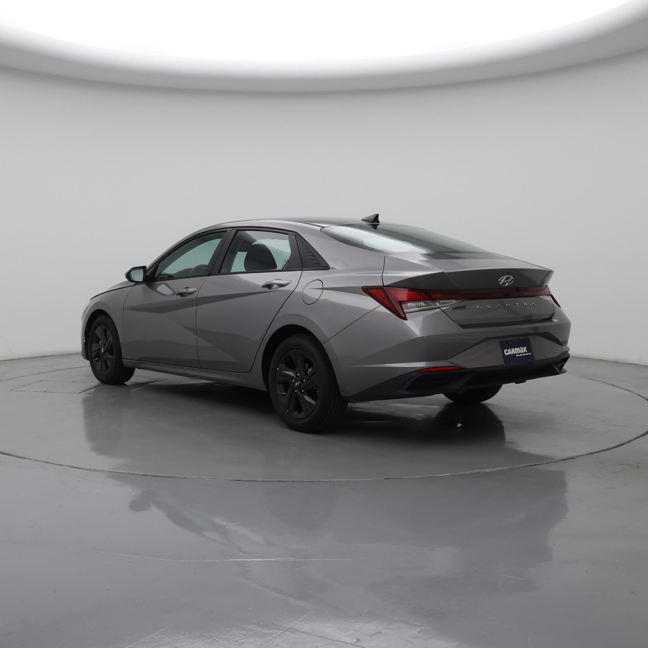 Thumbnail: 2023 Hyundai Elantra - 2