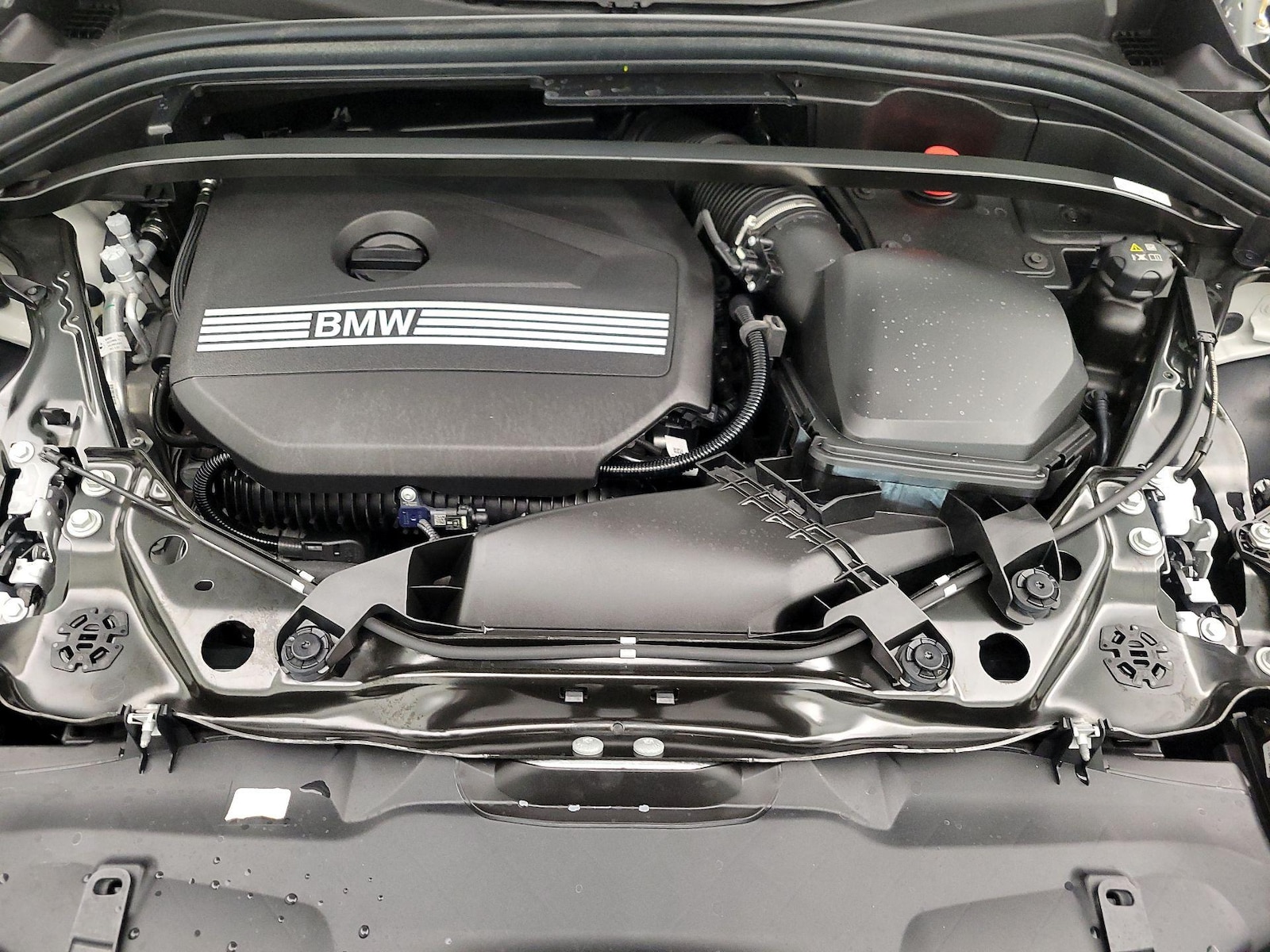 2025 BMW X2 28i - Photo 22