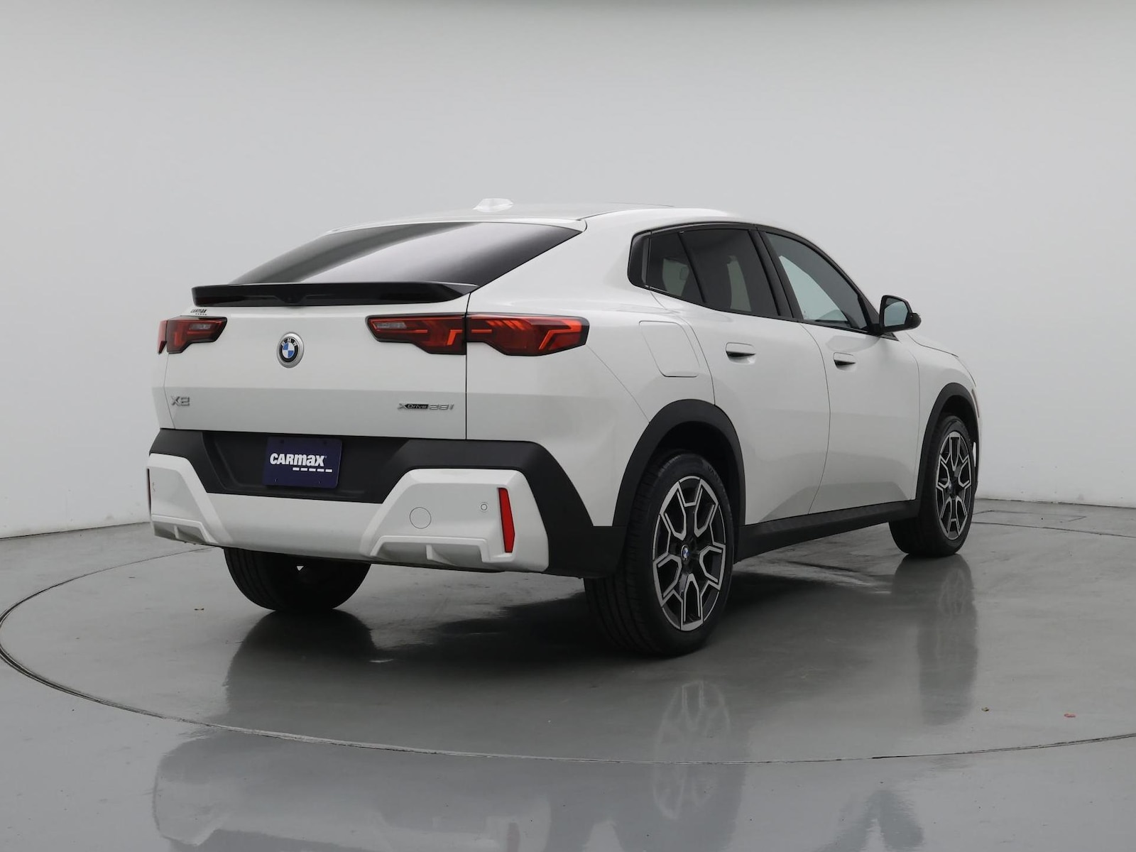 2025 BMW X2 28i - Photo 9
