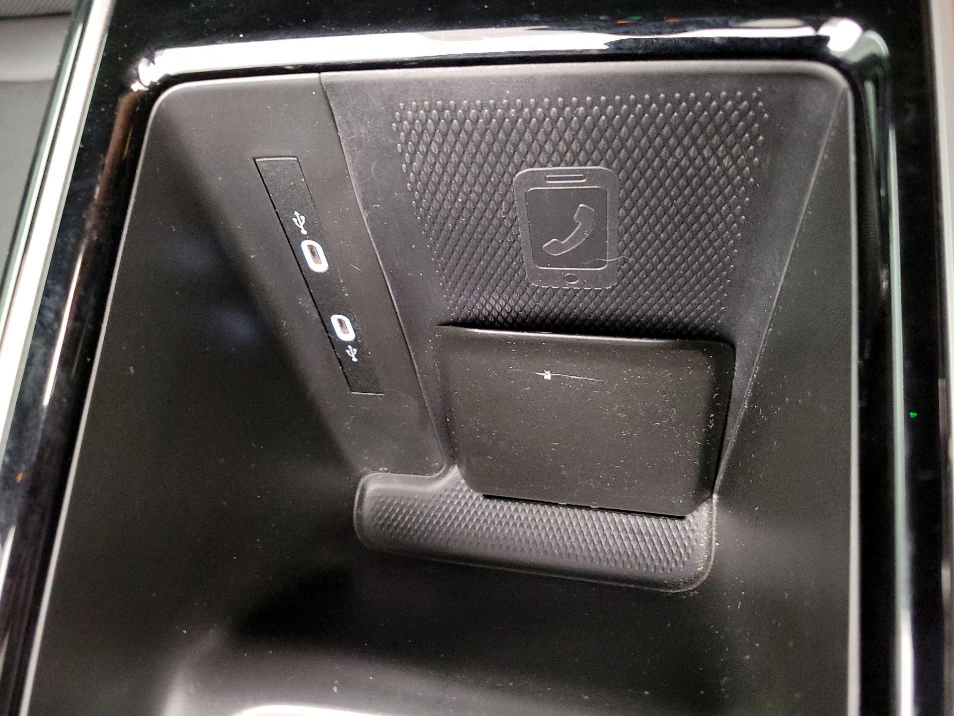 Thumbnail: 2023 Volkswagen ID.4 - 19