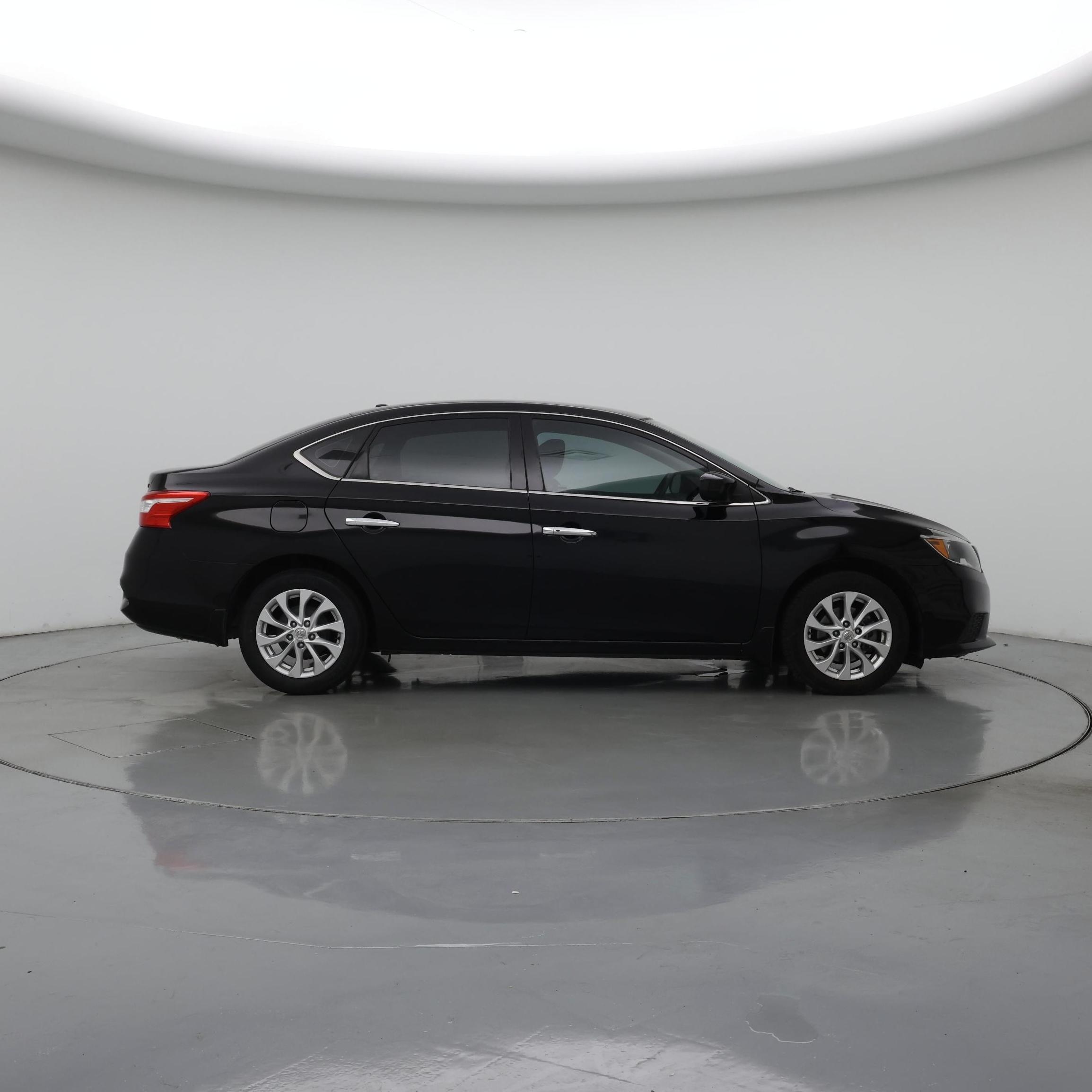 Thumbnail: 2018 Nissan Sentra - 7