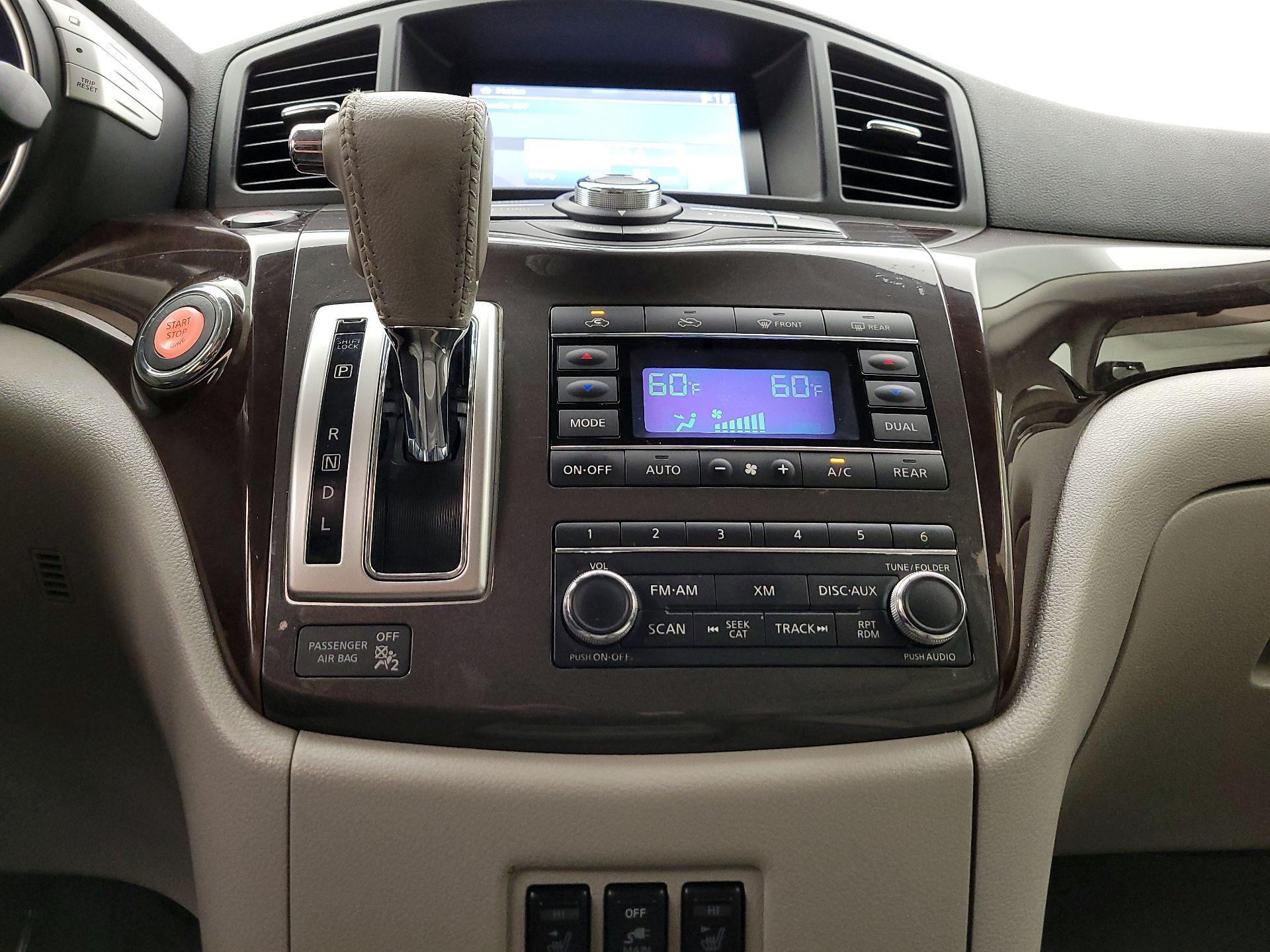 Thumbnail: 2016 Nissan Quest - 17