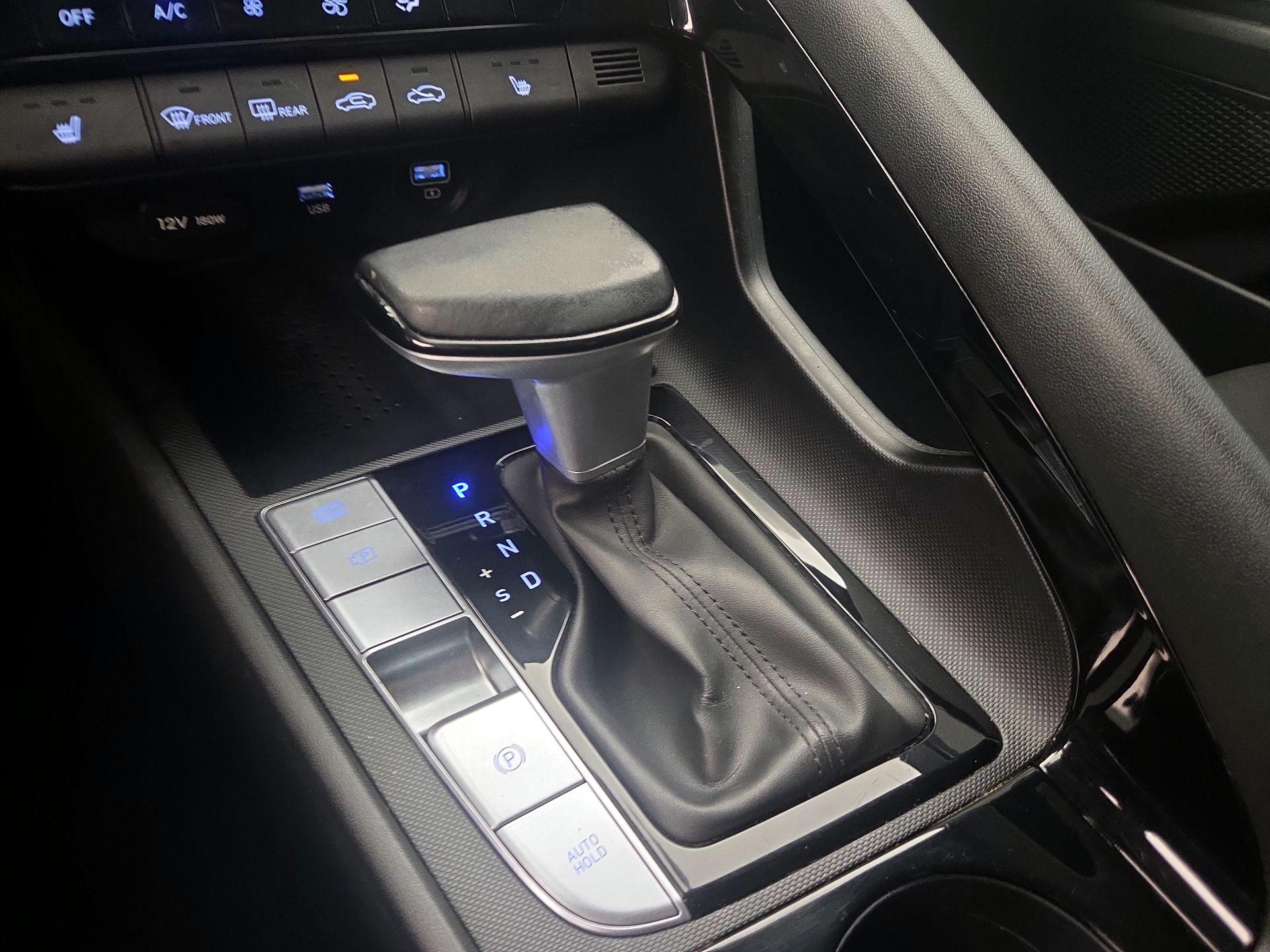 Thumbnail: 2023 Hyundai Elantra - 18