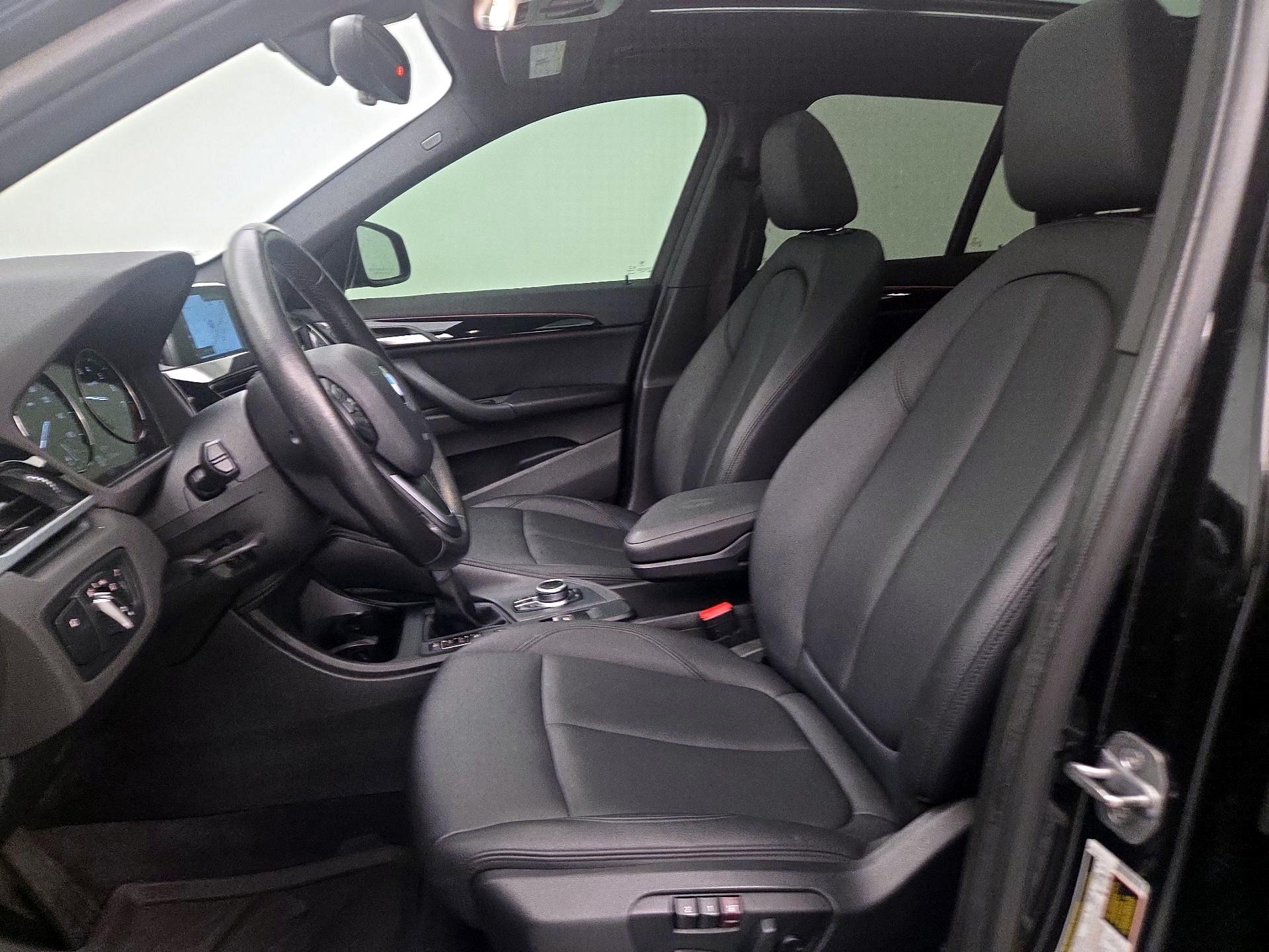 Thumbnail: 2019 BMW X1 - 11