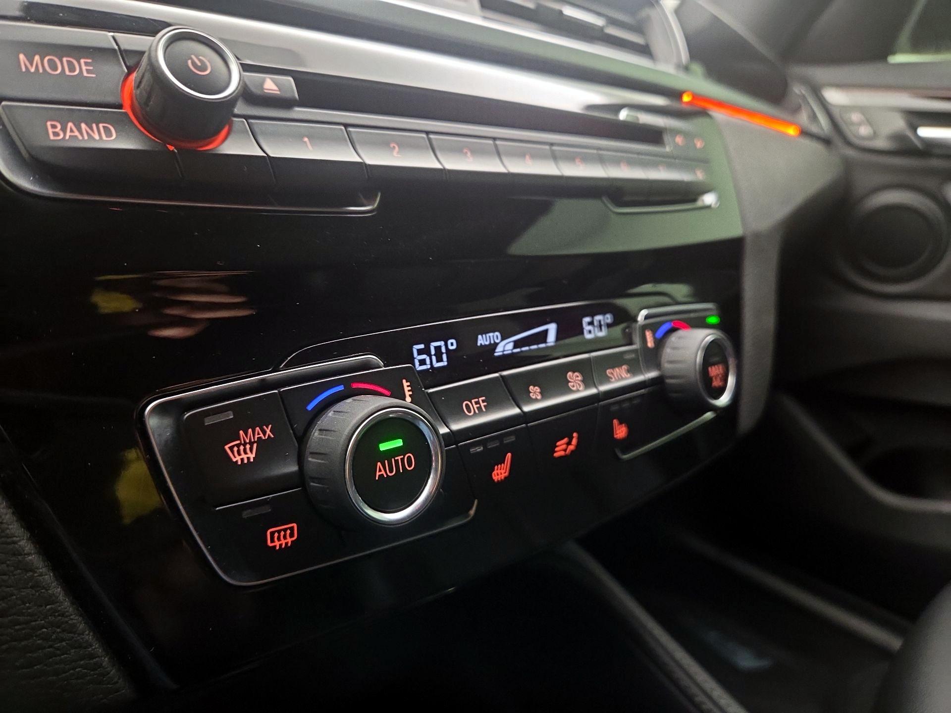 Thumbnail: 2019 BMW X1 - 17