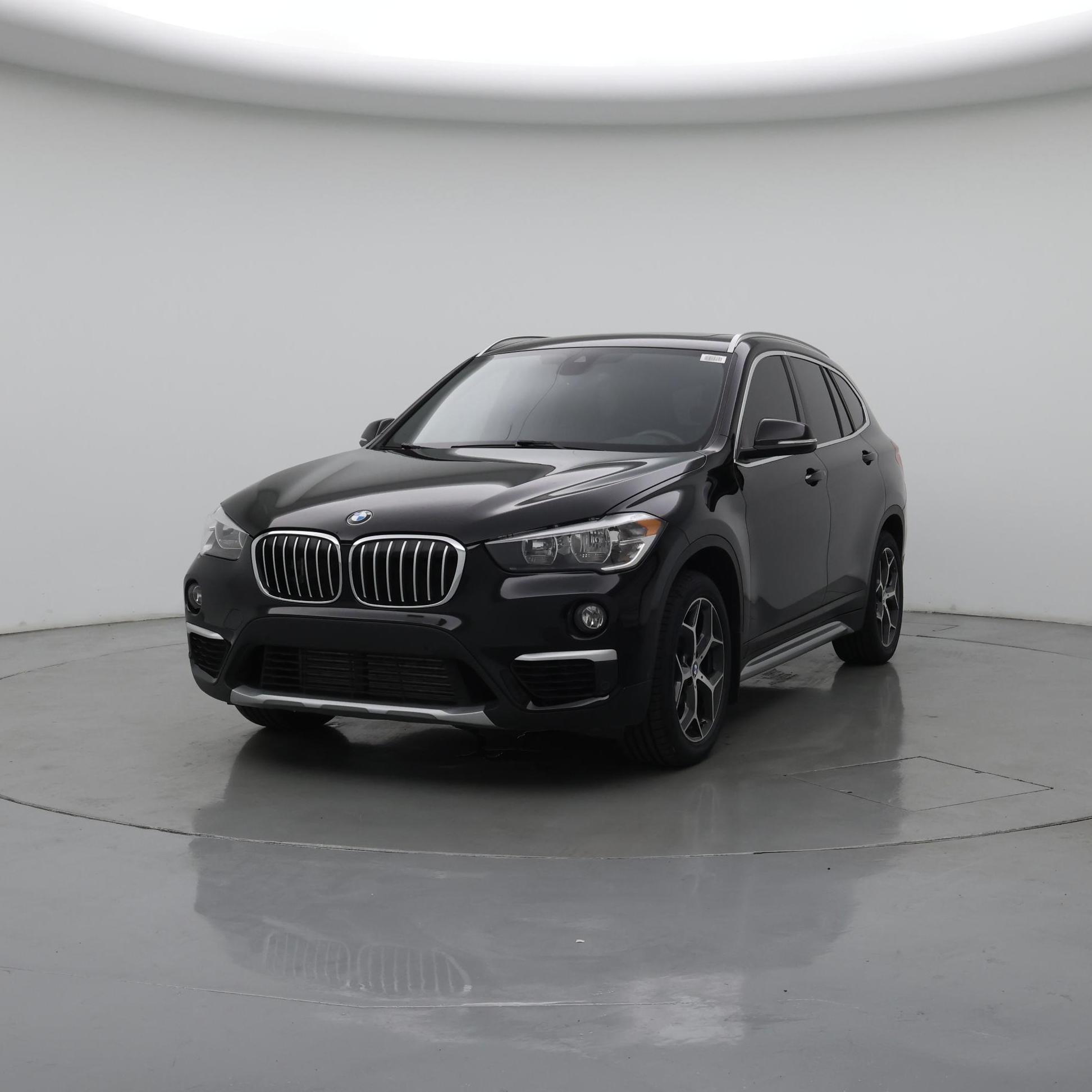 Thumbnail: 2019 BMW X1 - 4