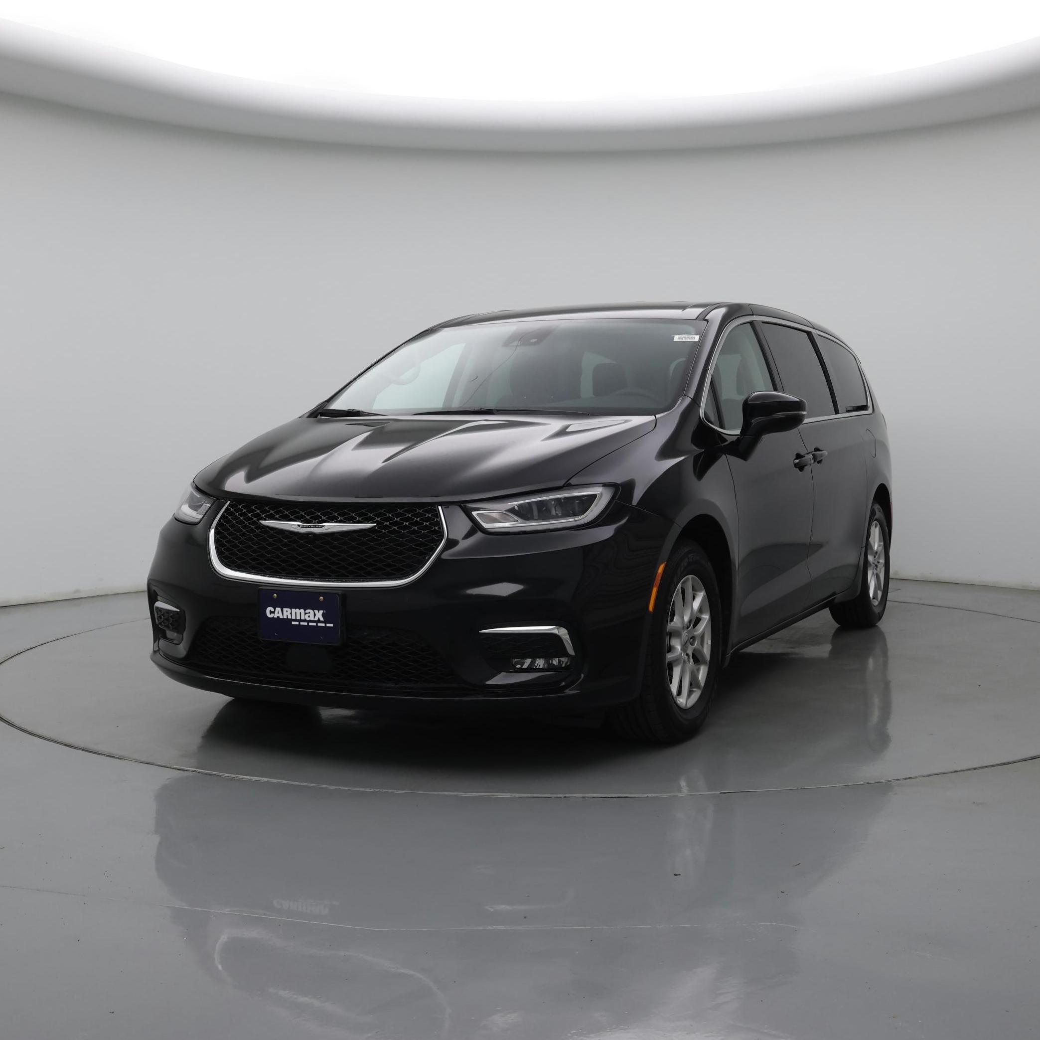 Thumbnail: 2024 Chrysler Pacifica - 4