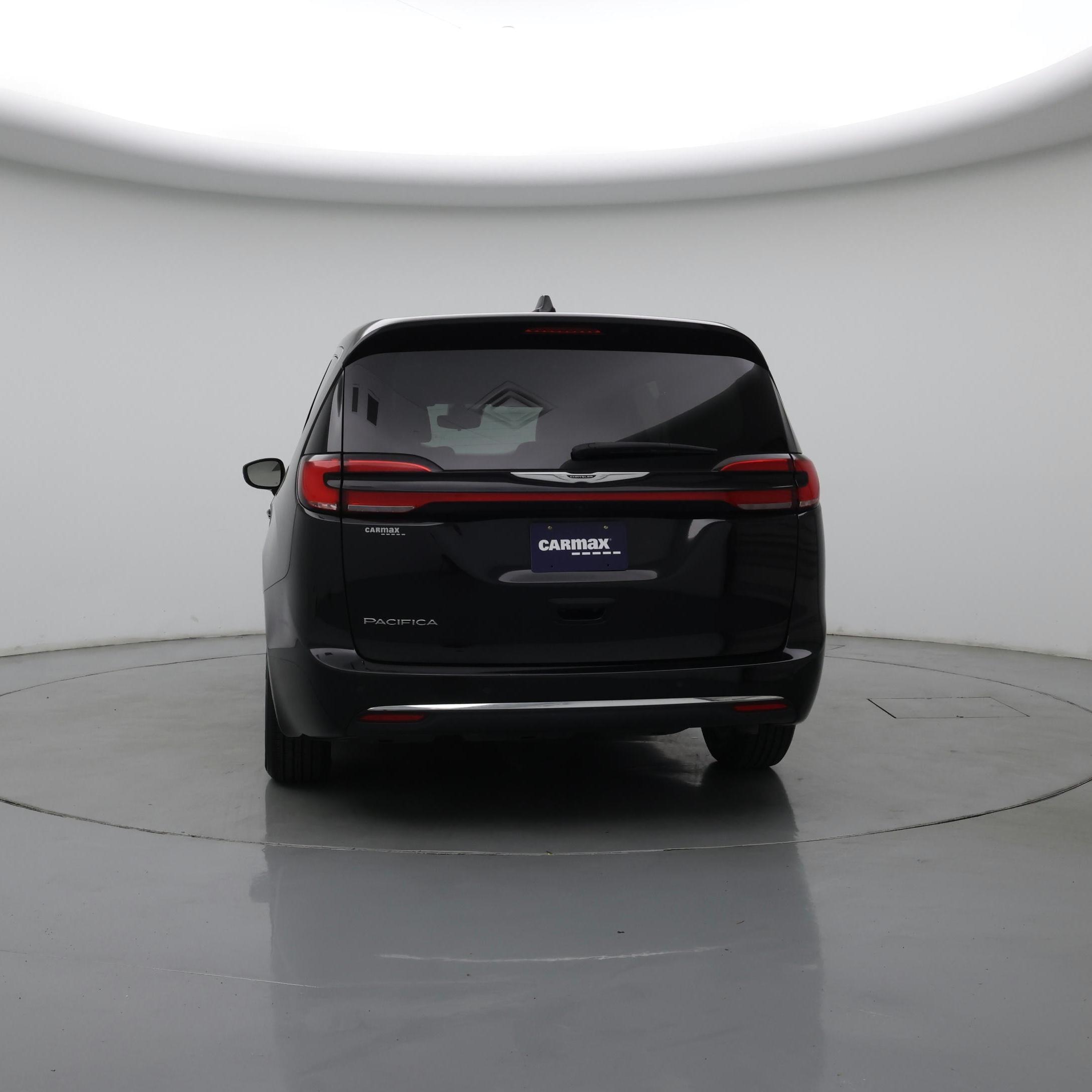Thumbnail: 2024 Chrysler Pacifica - 6