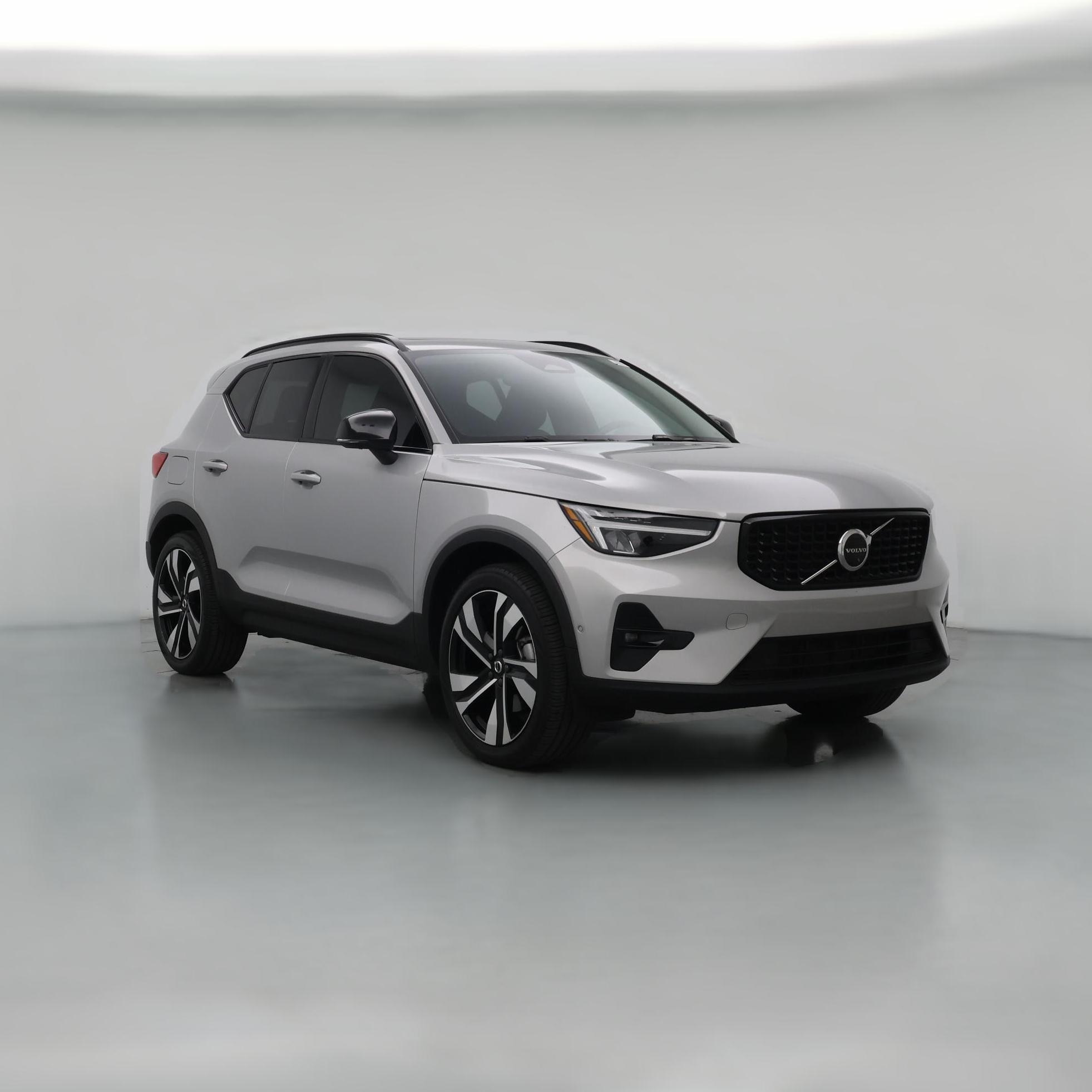 Thumbnail: 2023 Volvo XC40 - 1