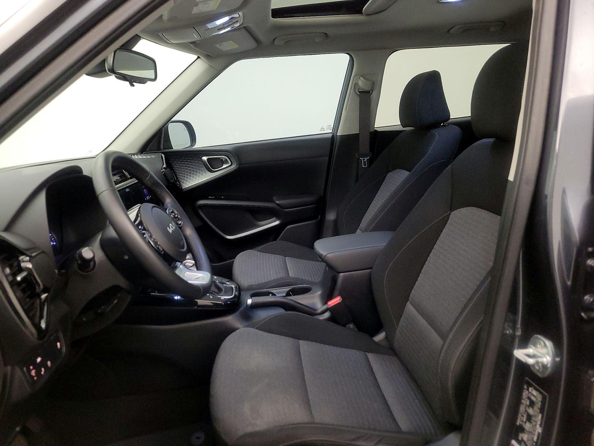 Thumbnail: 2022 Kia Soul - 11