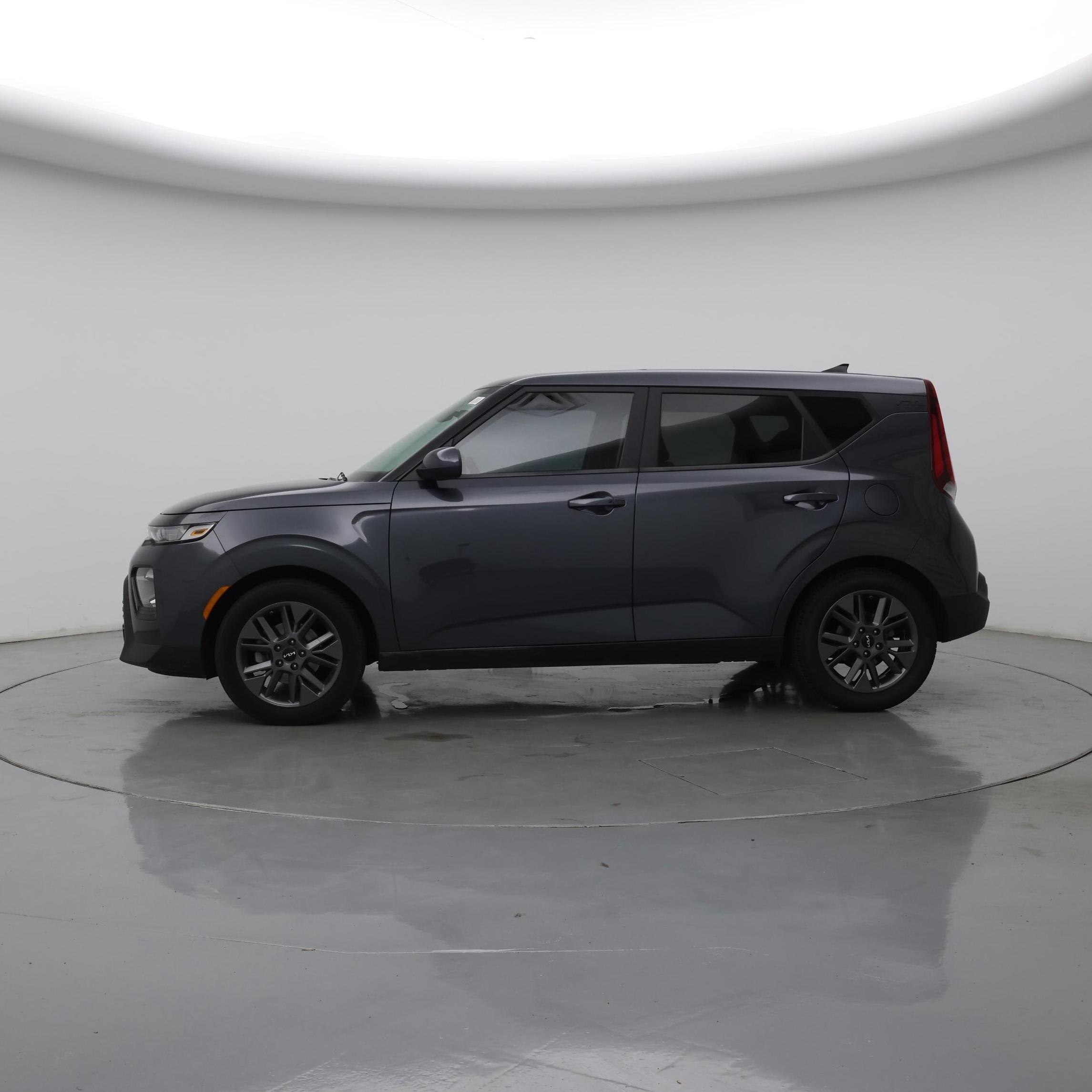 Thumbnail: 2022 Kia Soul - 3