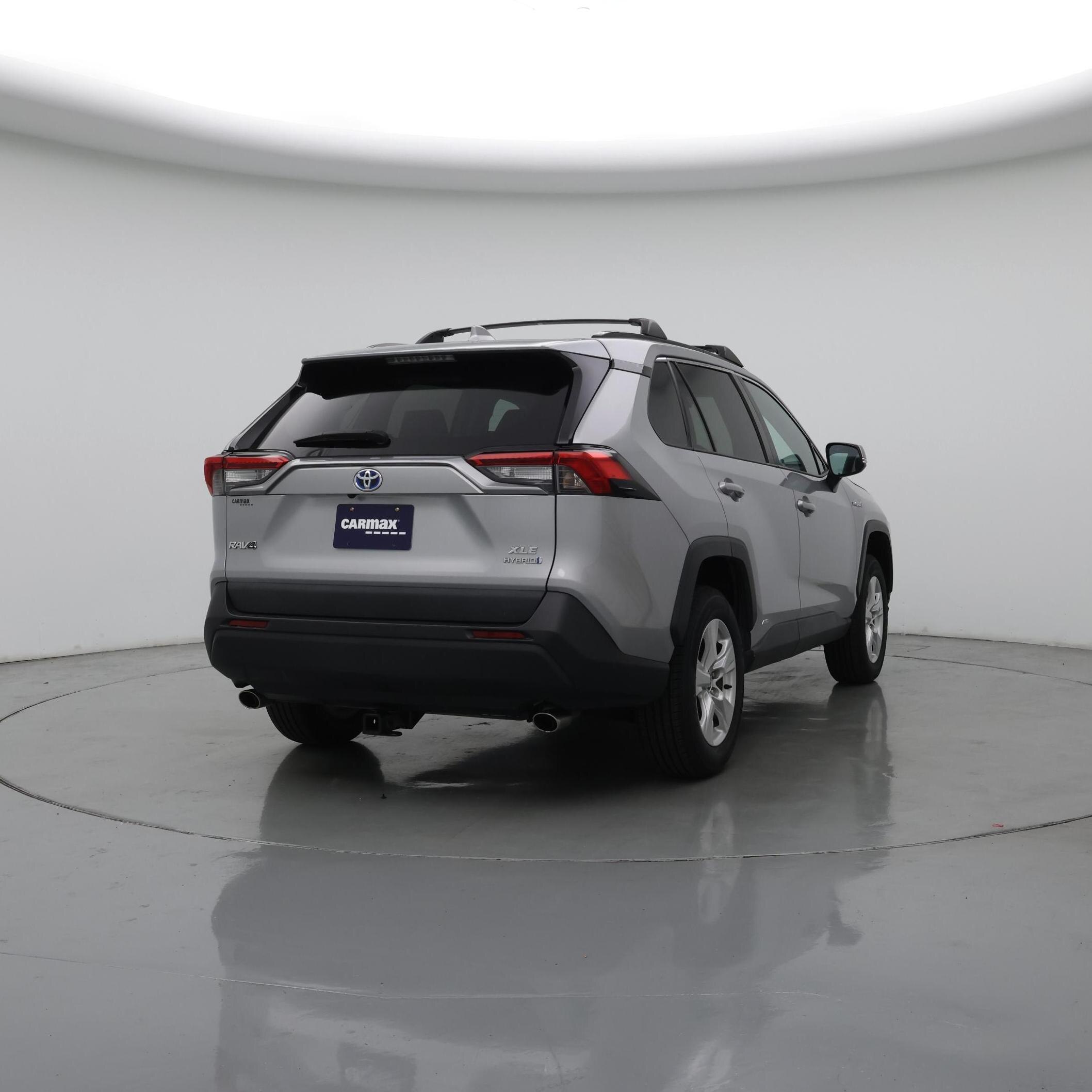 Thumbnail: 2021 Toyota RAV4 - 8