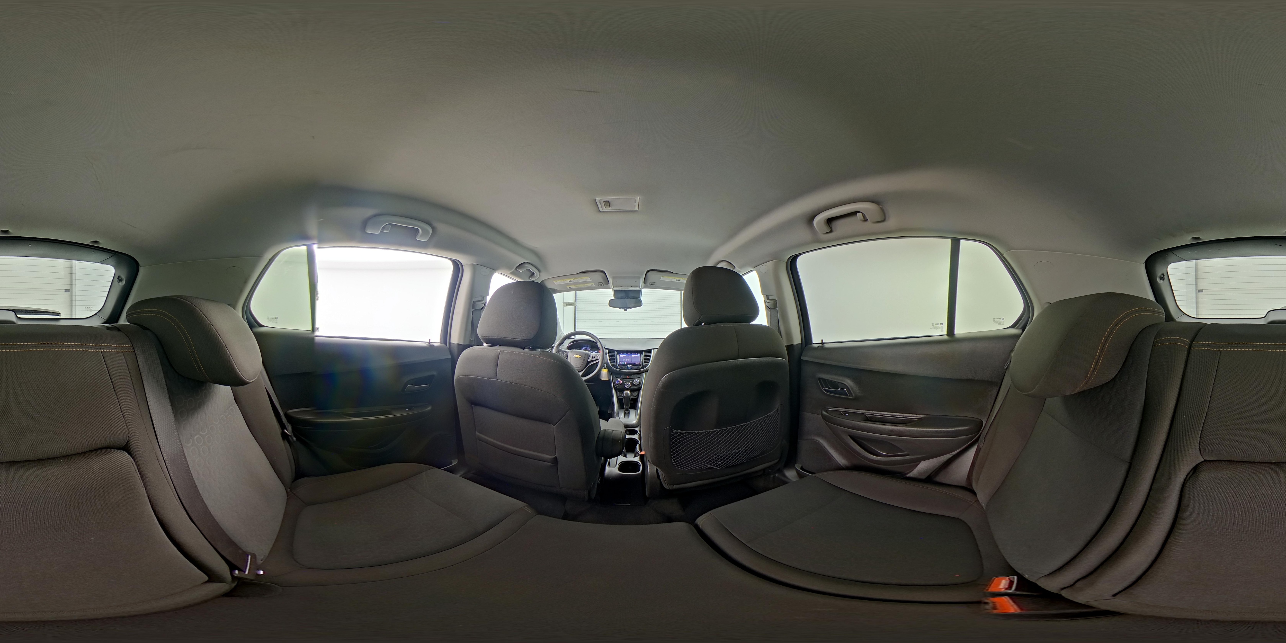 2021 Chevrolet Trax LS - Photo 25