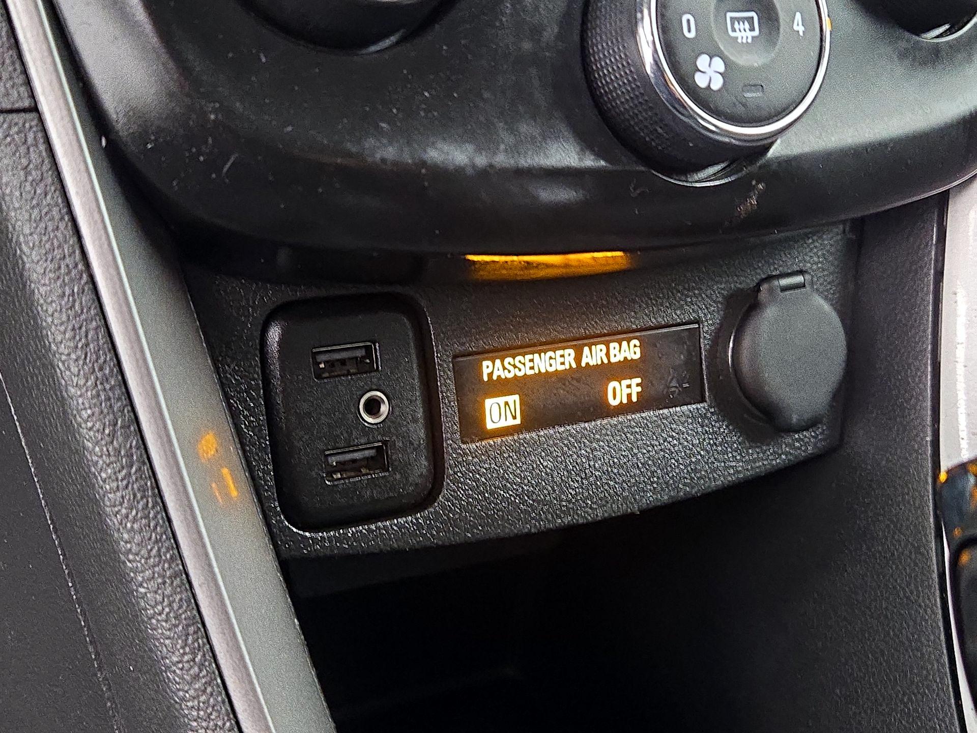 Thumbnail: 2021 Chevrolet Trax - 18