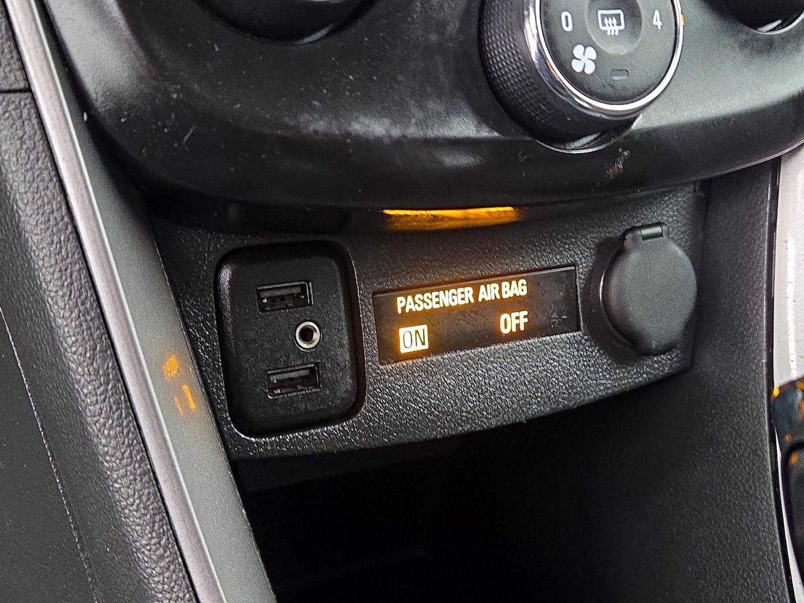 2021 Chevrolet Trax LS - Photo 19