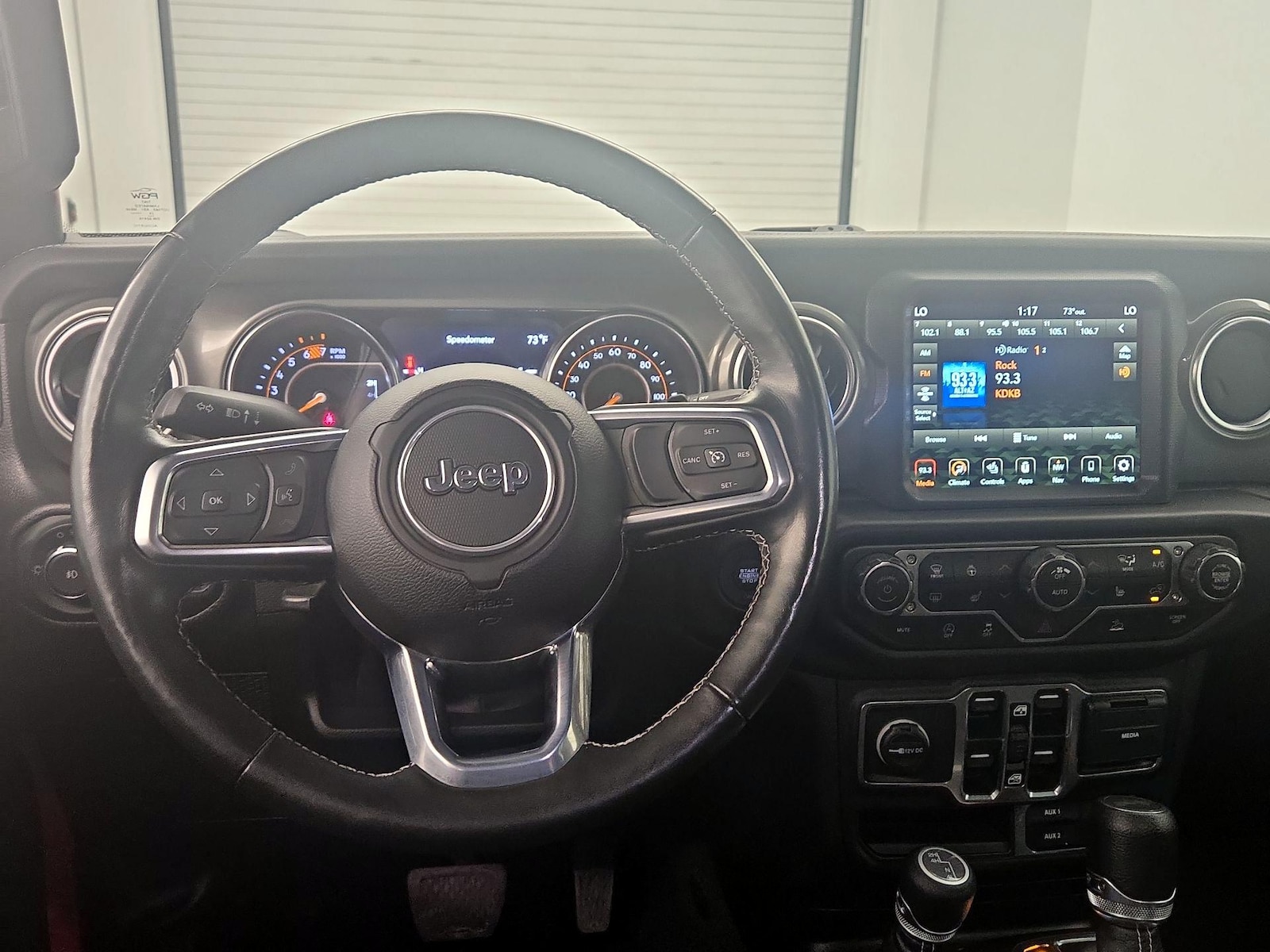 2023 Jeep Wrangler 4-Door Sahara - Photo 11