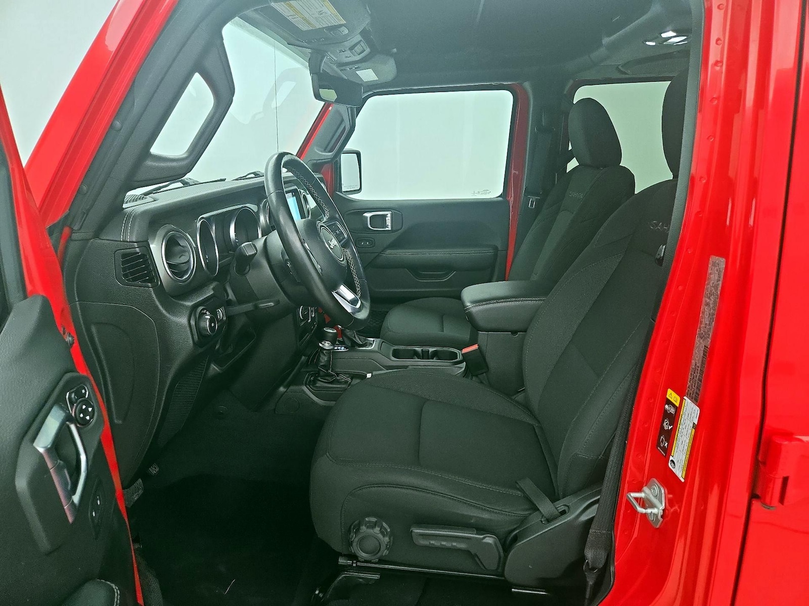 2023 Jeep Wrangler 4-Door Sahara - Photo 12