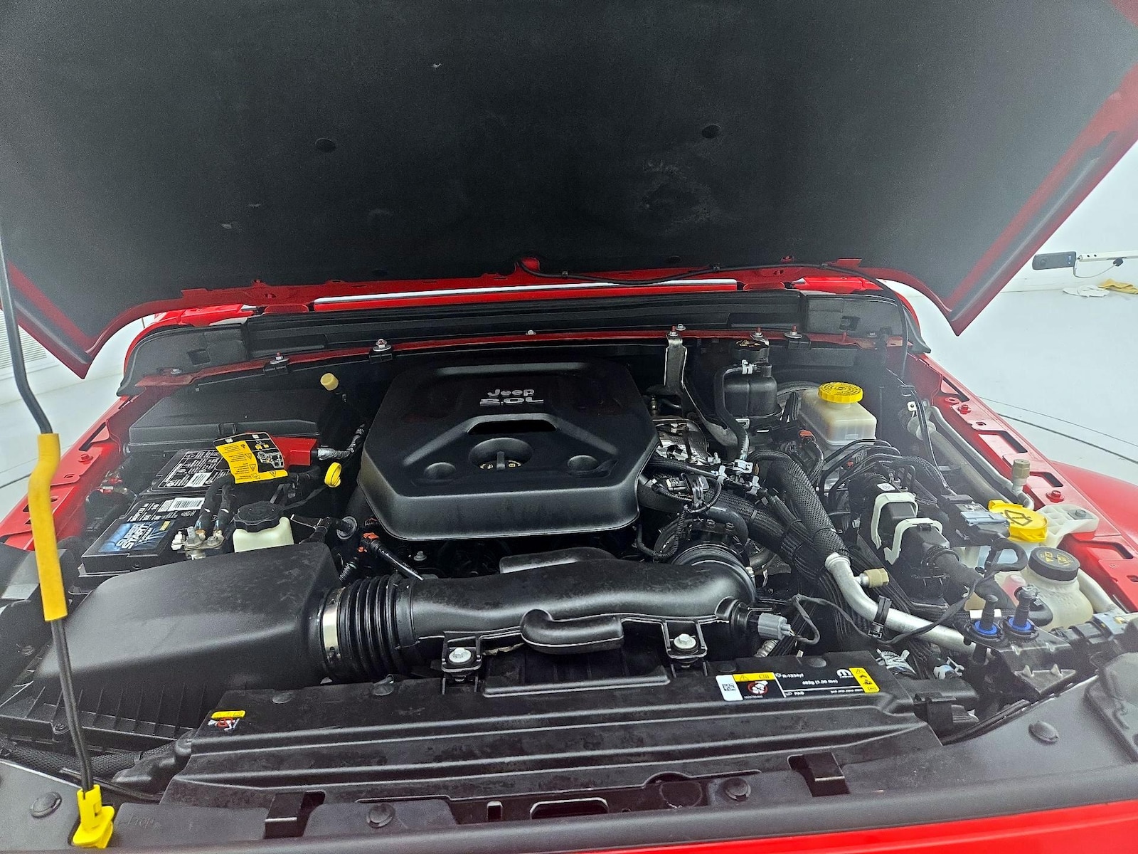 2023 Jeep Wrangler 4-Door Sahara - Photo 23