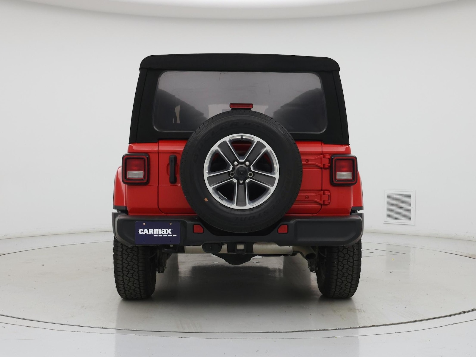 2023 Jeep Wrangler 4-Door Sahara - Photo 7