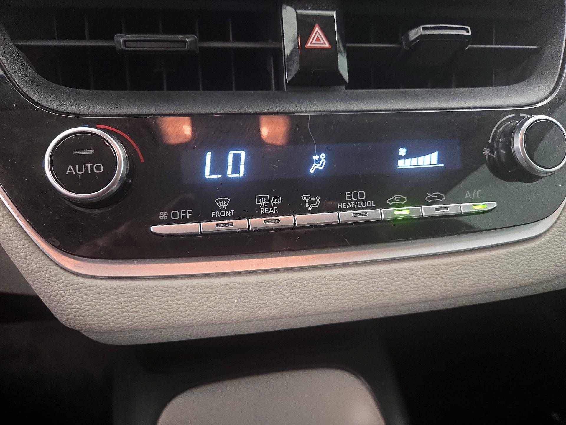 Thumbnail: 2021 Toyota Corolla - 16
