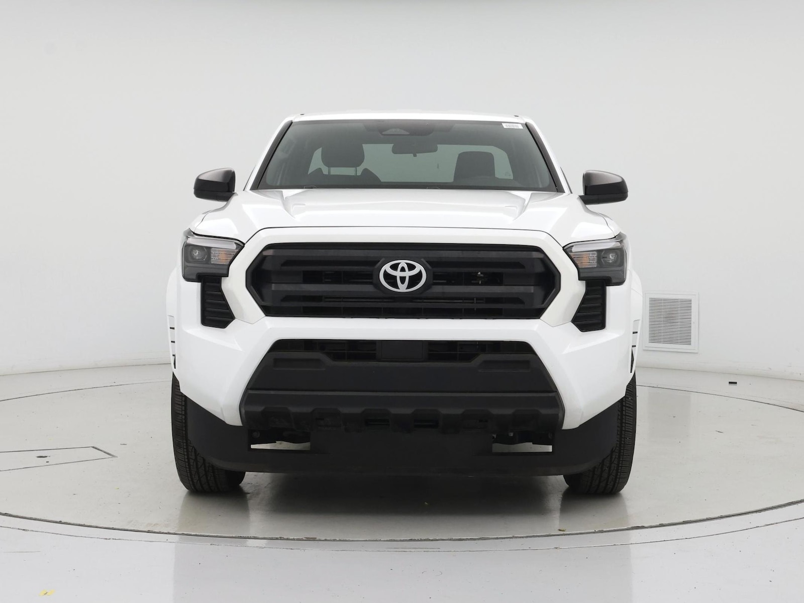 2025 Toyota Tacoma SR - Photo 6